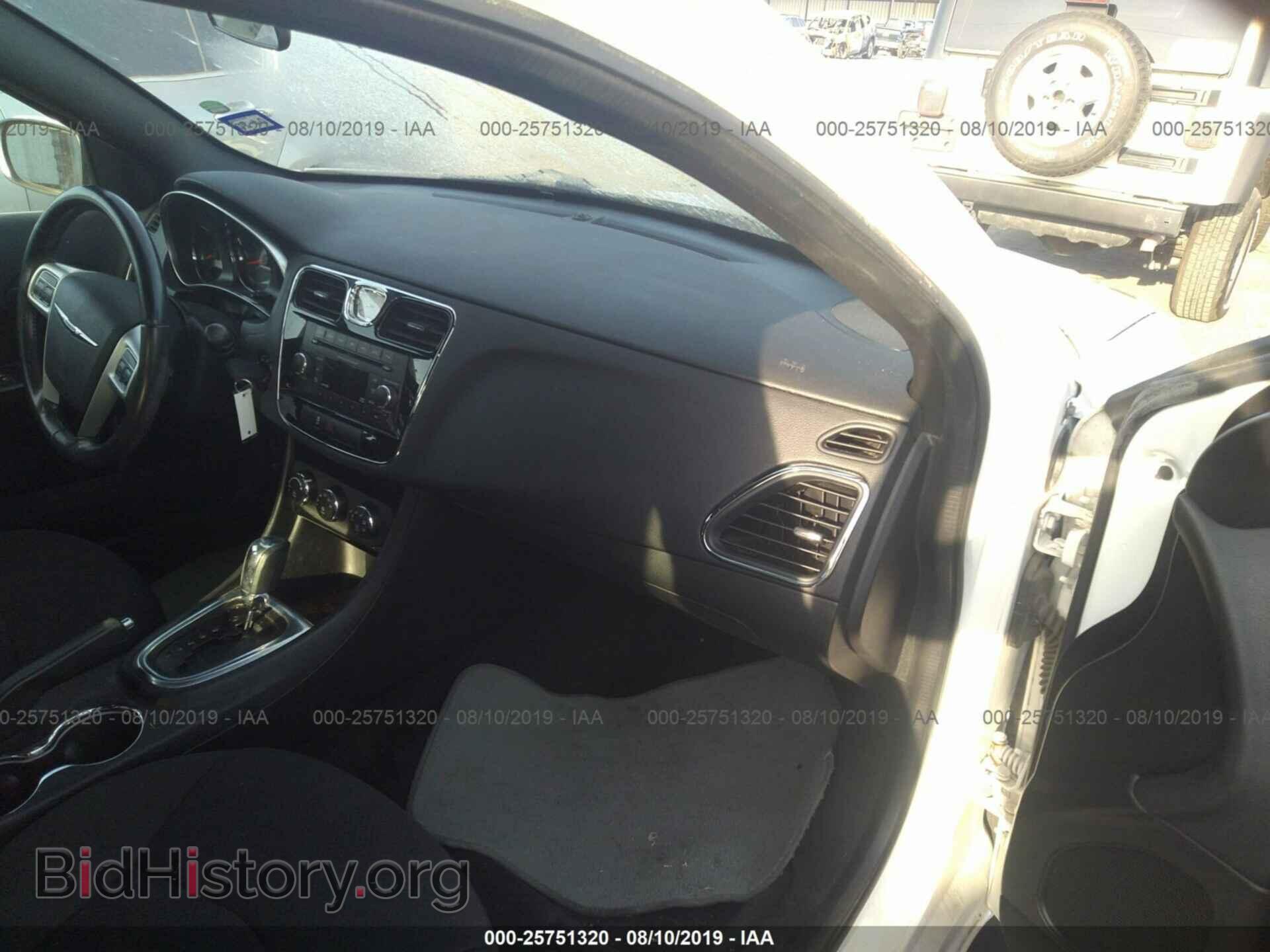 2012 CHRYSLER 200 - VIN: 1C3CCBBB5CN200995 - Фото 5