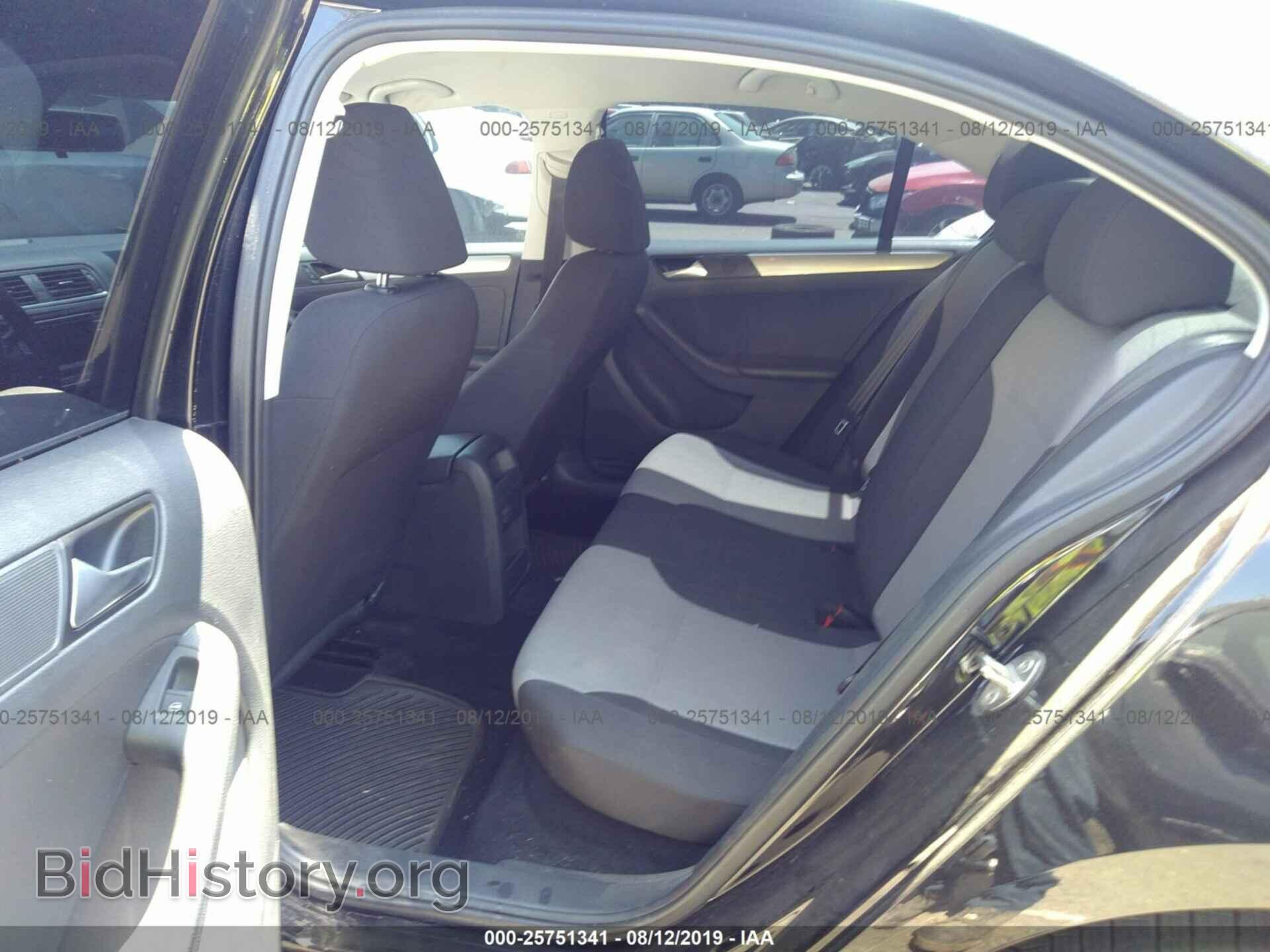 2017 Volkswagen Jetta - VIN: 3VW2B7AJ3HM335973 - Фото 8