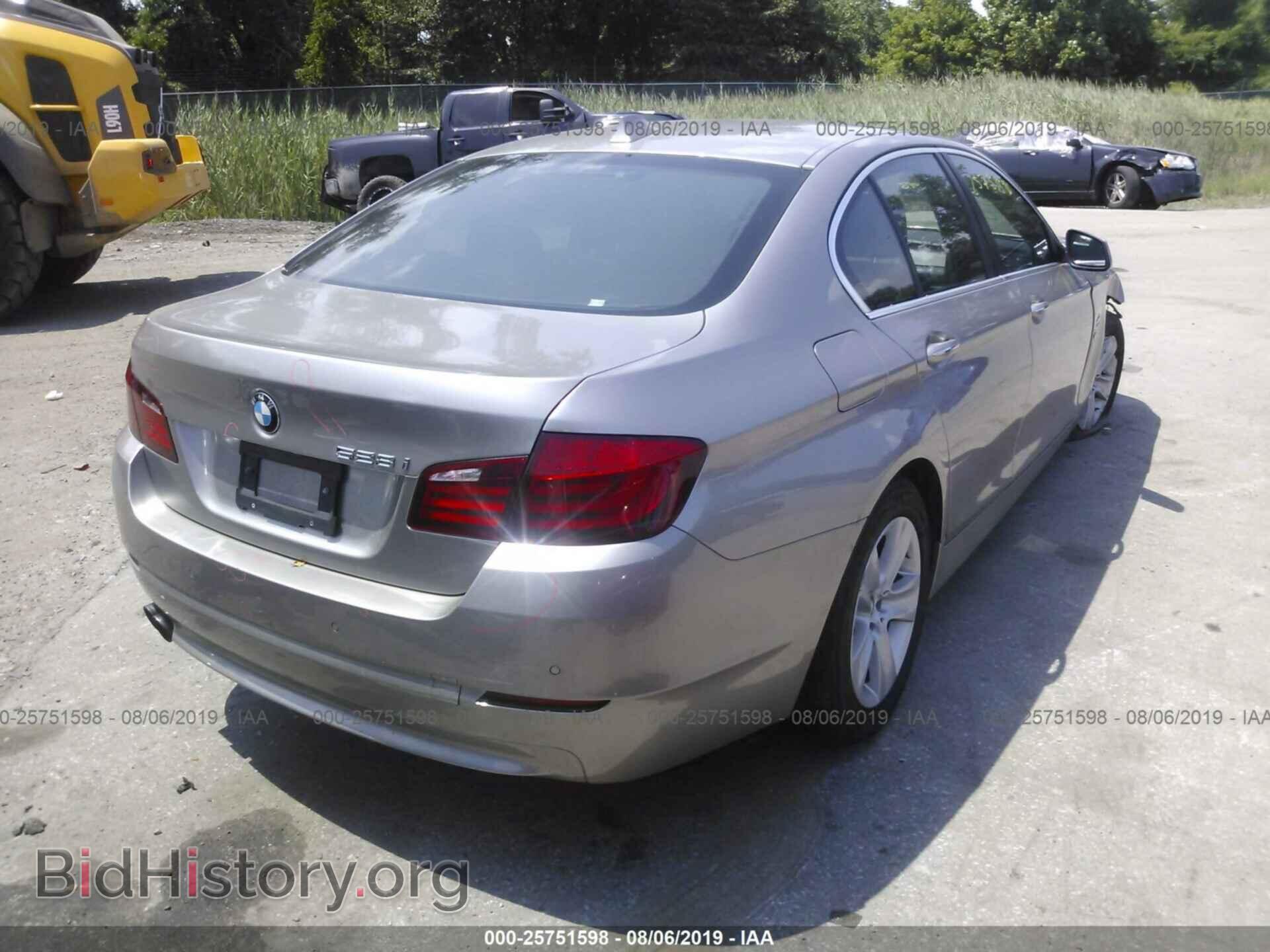 2012 BMW 528 - VIN: WBAXH5C59CDW10209 - Фото 4