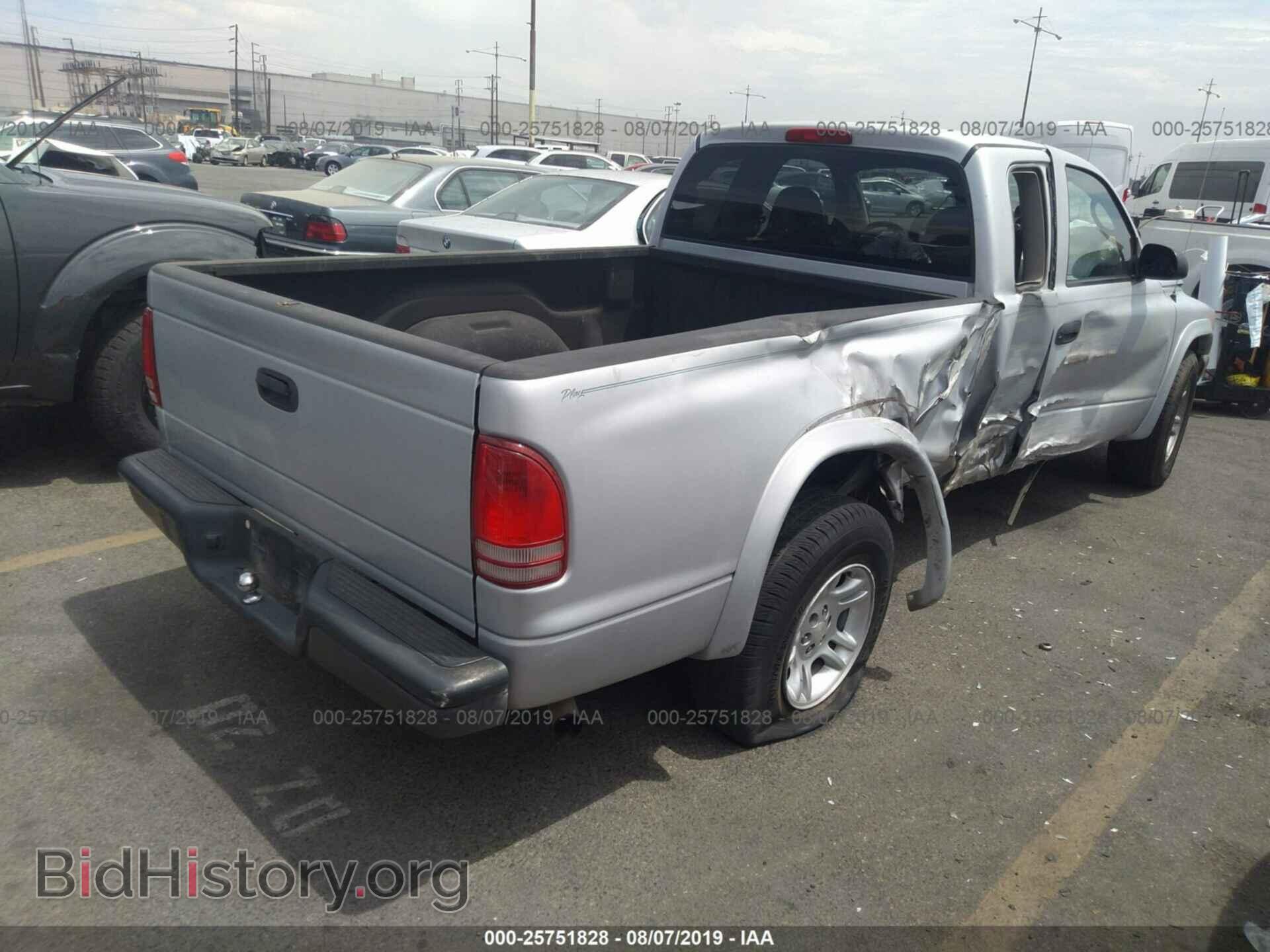 2004 DODGE DAKOTA - VIN: 1D7GL12K24S519366 - Фото 4