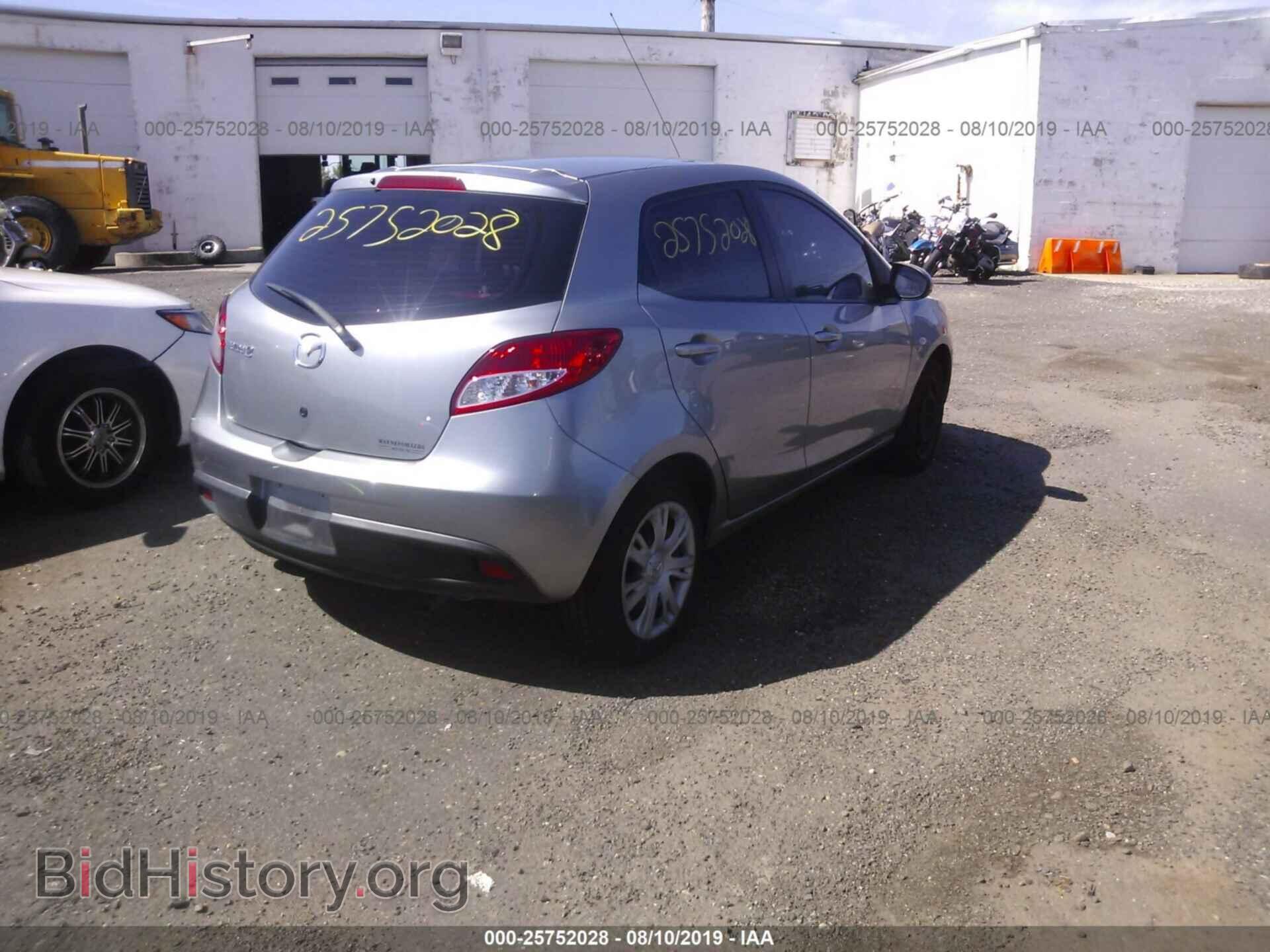 2014 MAZDA MAZDA2 - VIN: JM1DE1KZ0E0177496 - Фото 4