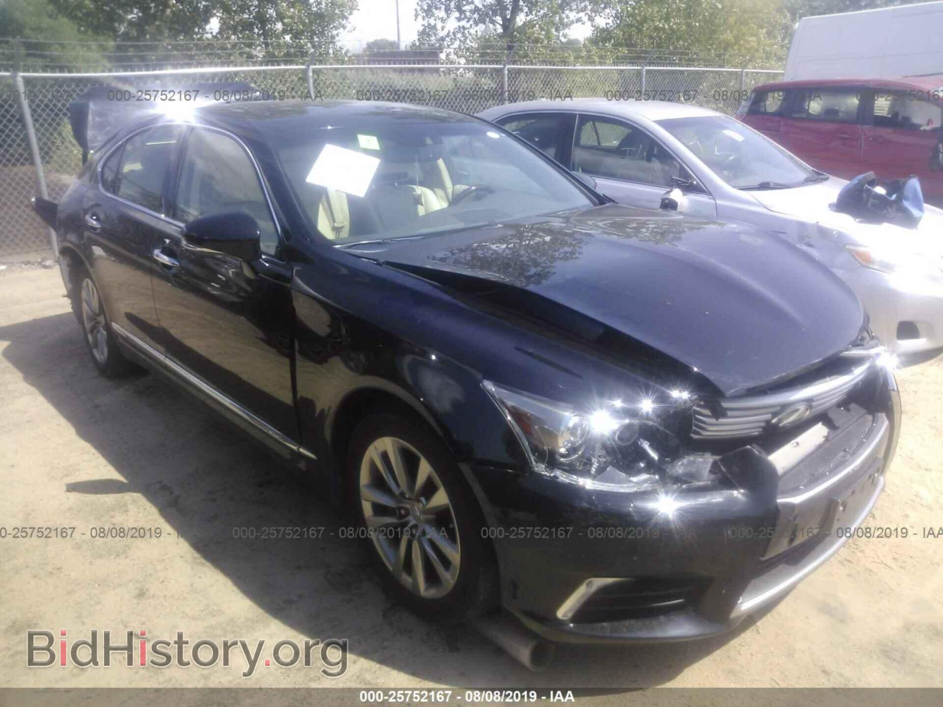 Photo JTHCL5EF4D5015946 - LEXUS LS 2013