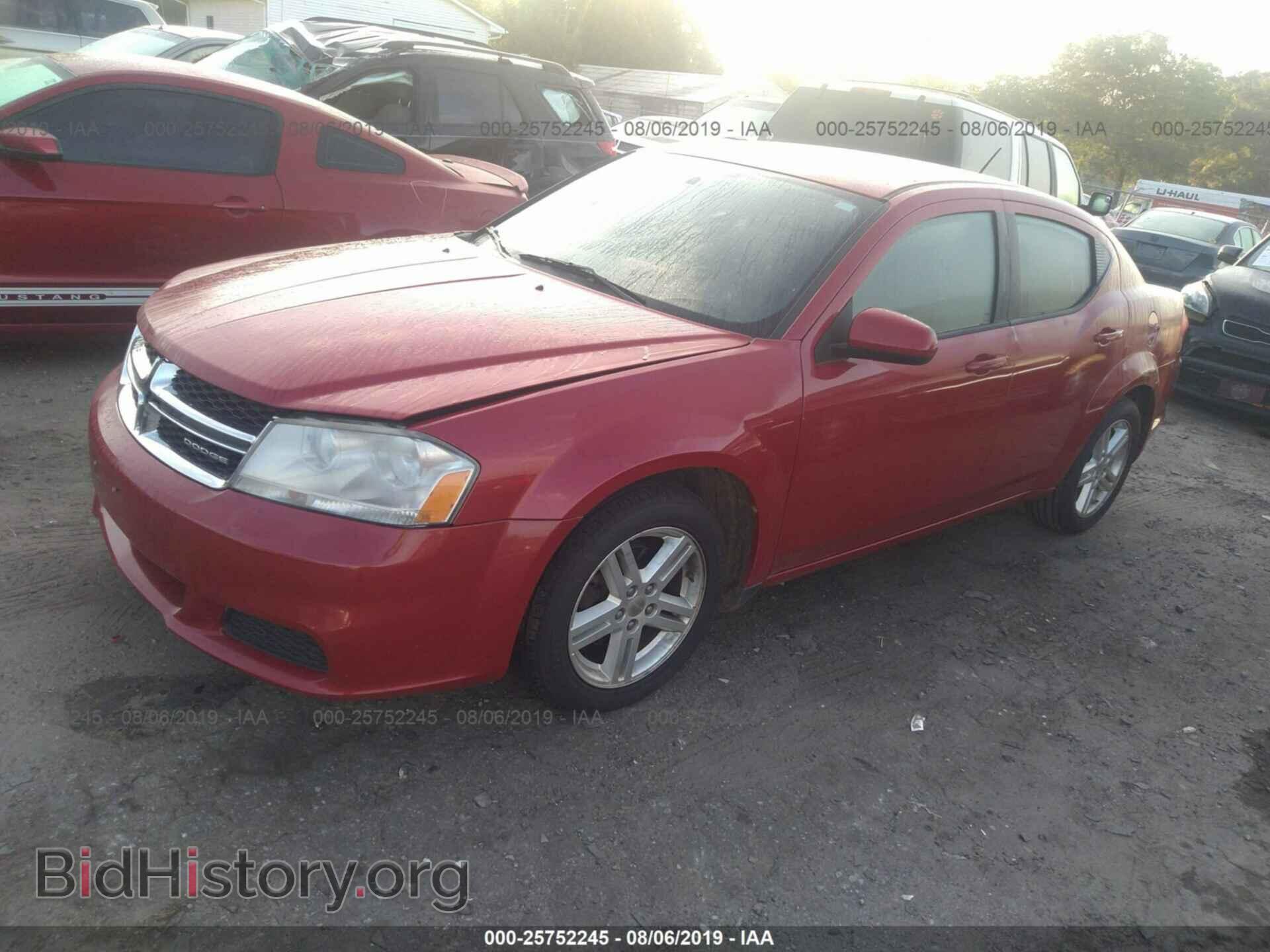 2011 DODGE AVENGER - VIN: 1B3BD1FB8BN528212 - Фото 2