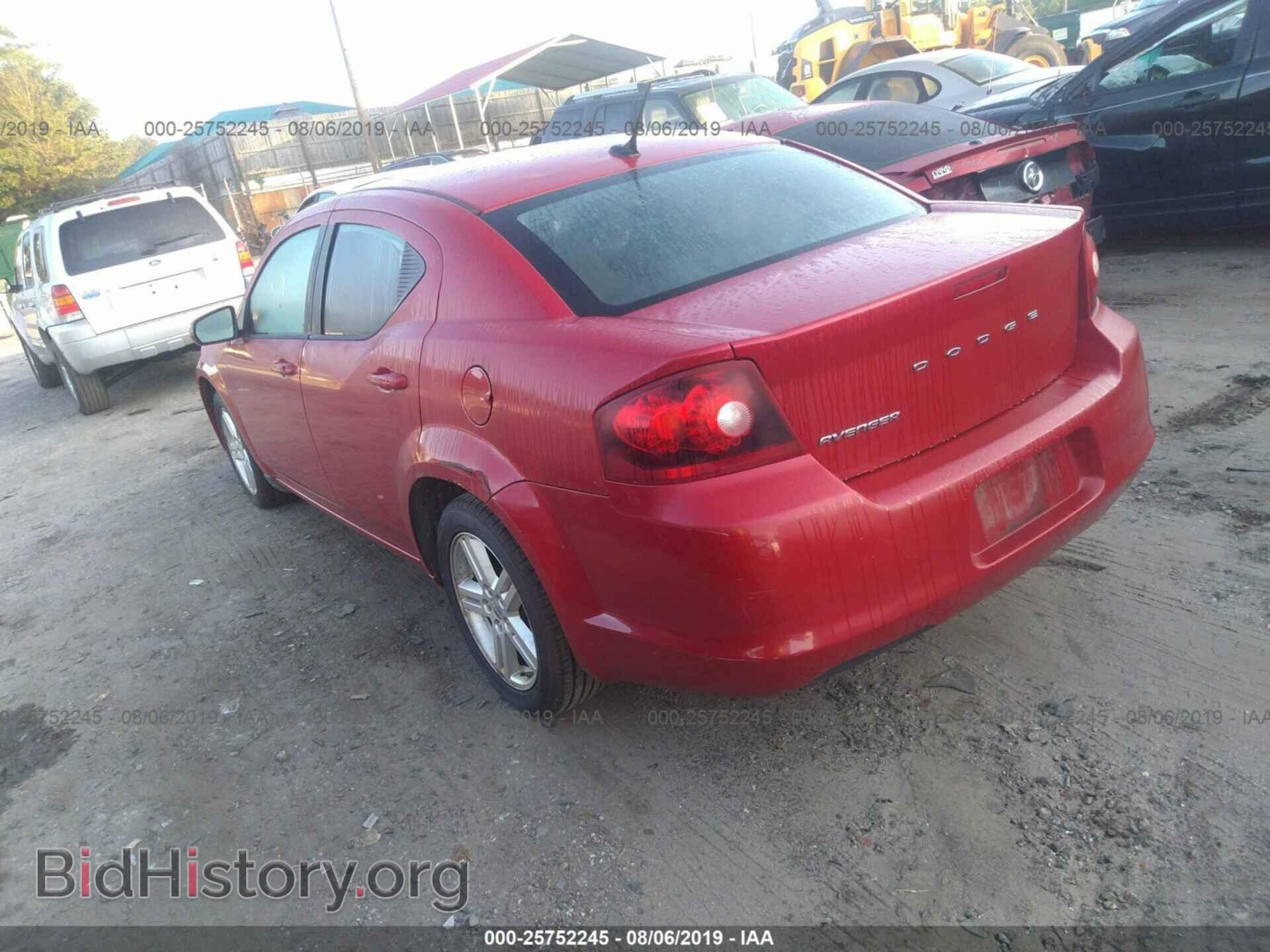 2011 DODGE AVENGER - VIN: 1B3BD1FB8BN528212 - Фото 3