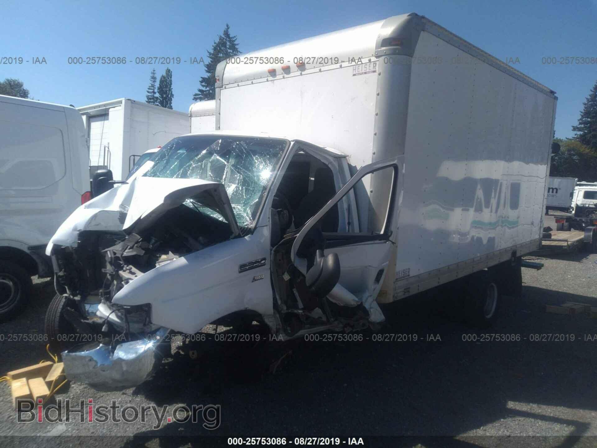 2014 FORD ECONOLINE - VIN: 1FDWE3FL2EDA17036 - Фото 2