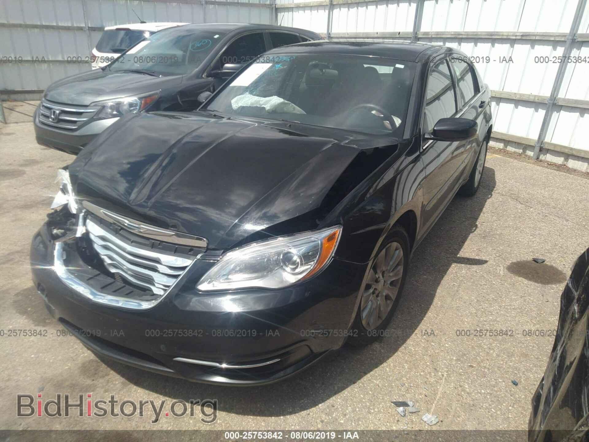 2012 CHRYSLER 200 - VIN: 1C3CCBAG6CN268316 - Фото 2