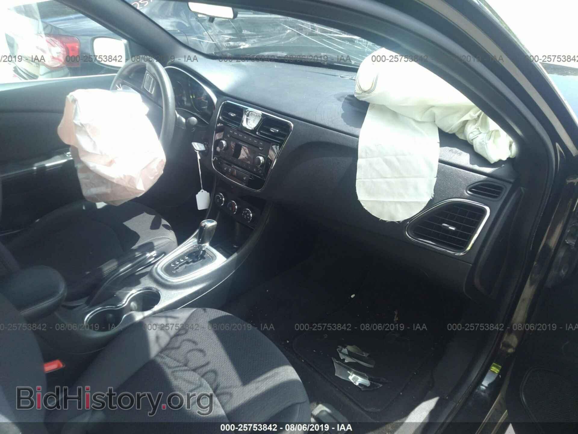 2012 CHRYSLER 200 - VIN: 1C3CCBAG6CN268316 - Фото 5
