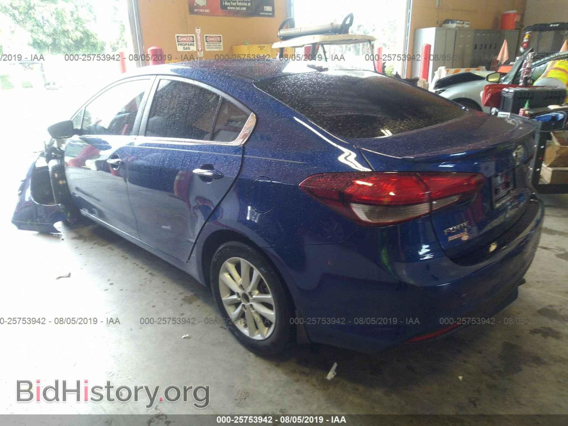 2017 KIA FORTE - VIN: 3KPFL4A77HE087046 - Фото 3