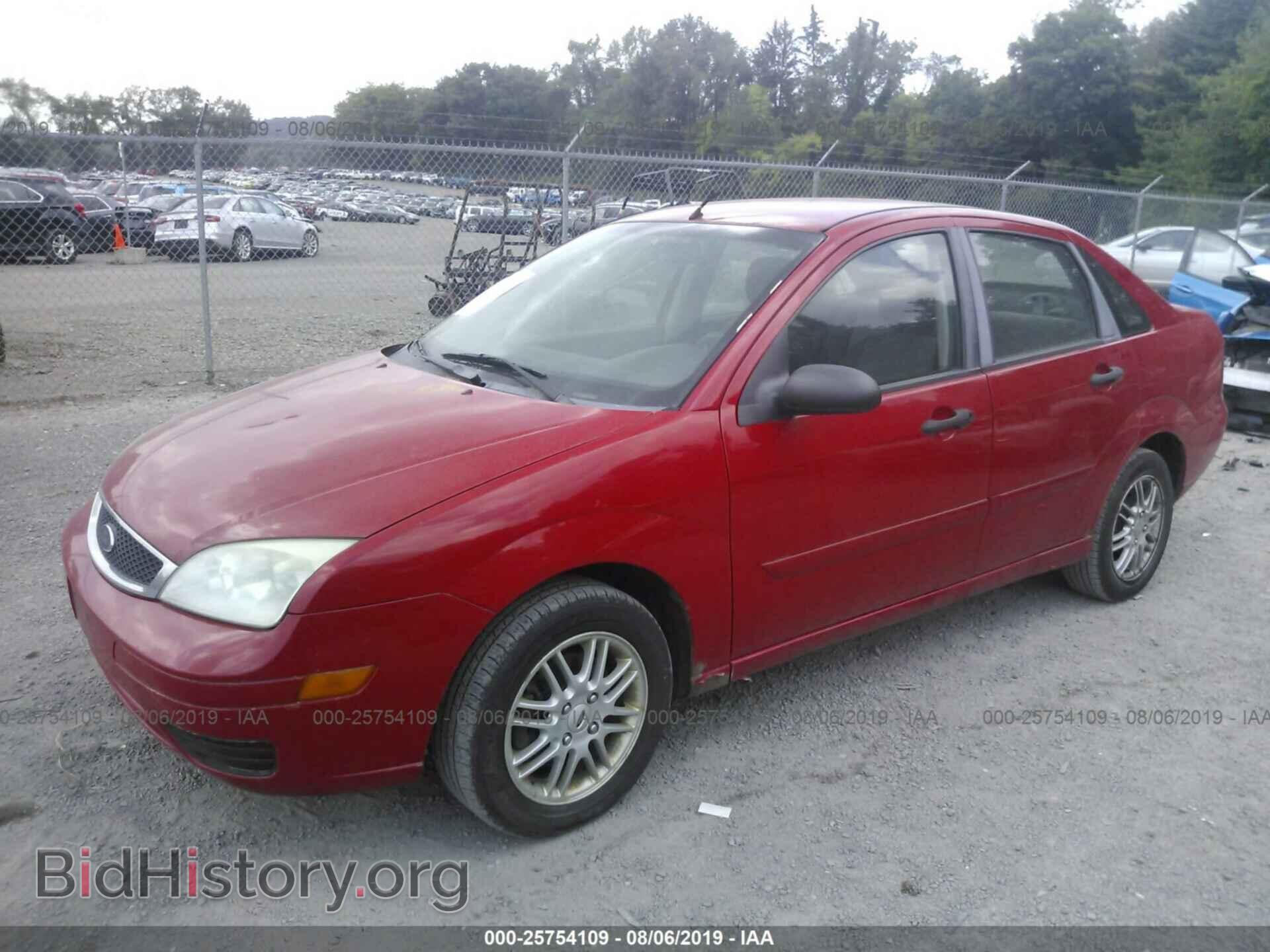 2007 FORD FOCUS - VIN: 1FAFP34N17W330370 - Фото 2
