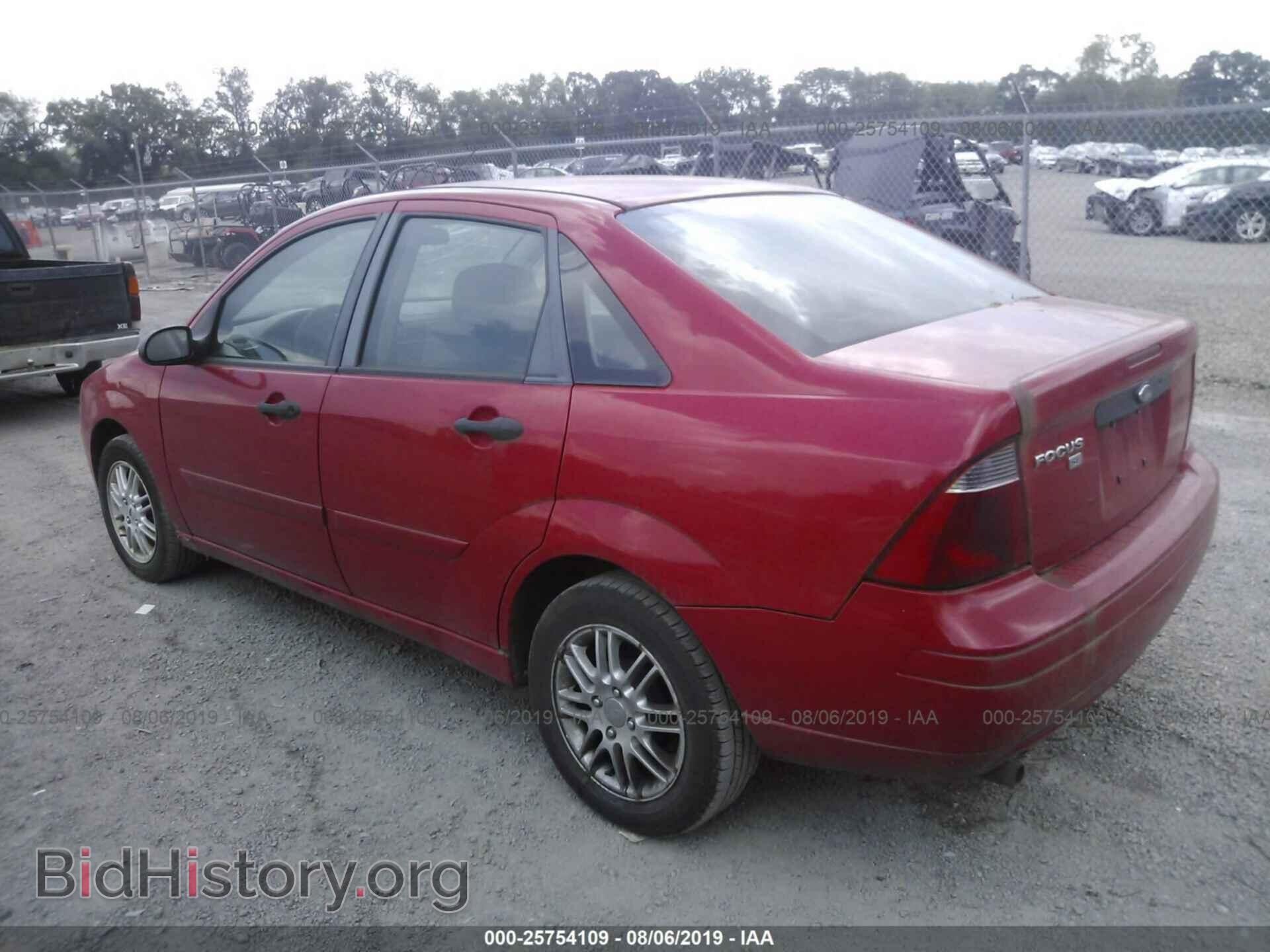 2007 FORD FOCUS - VIN: 1FAFP34N17W330370 - Фото 3
