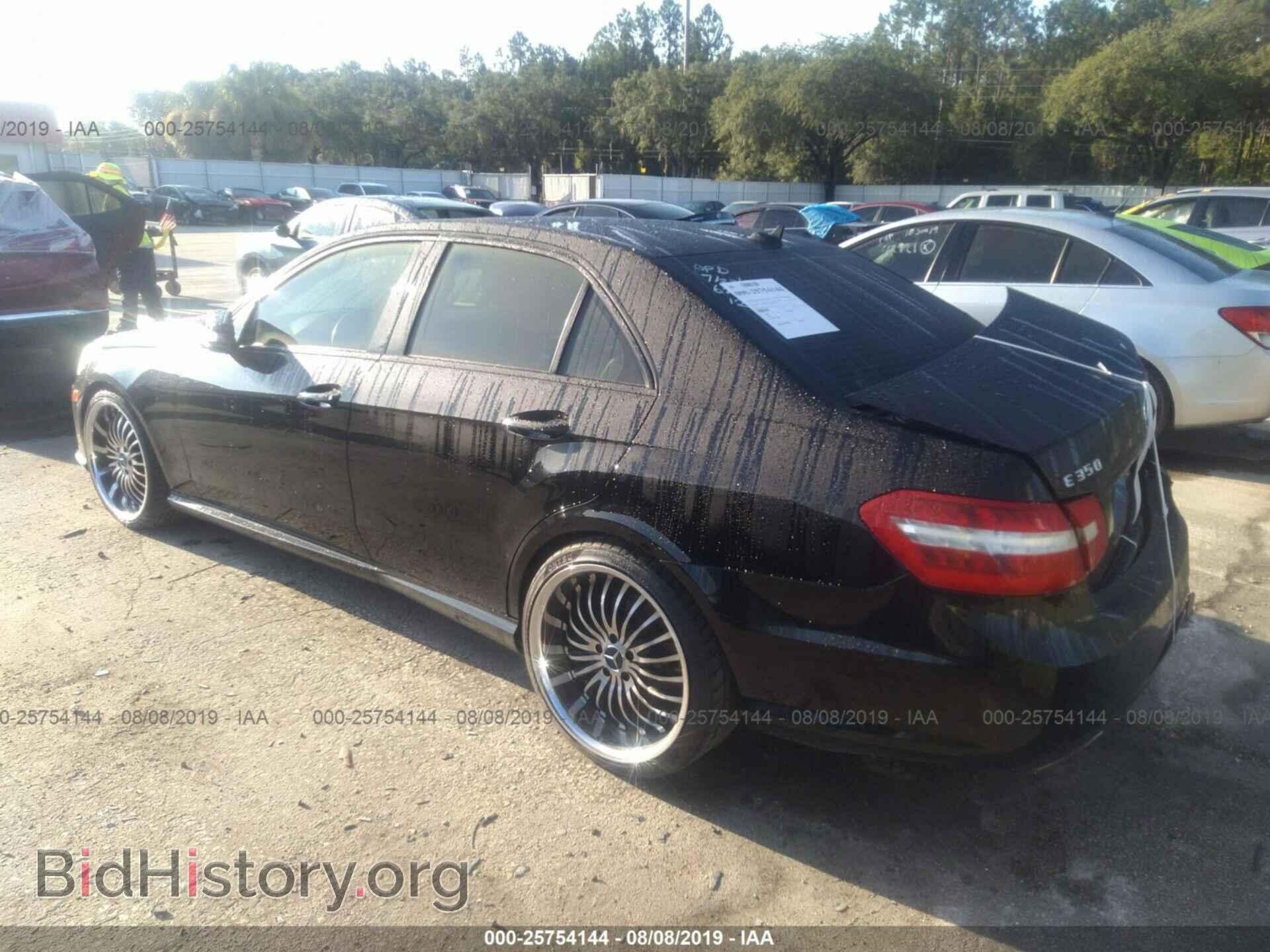 2010 MERCEDES-BENZ E - VIN: WDDHF5GB2AA040202 - Фото 3