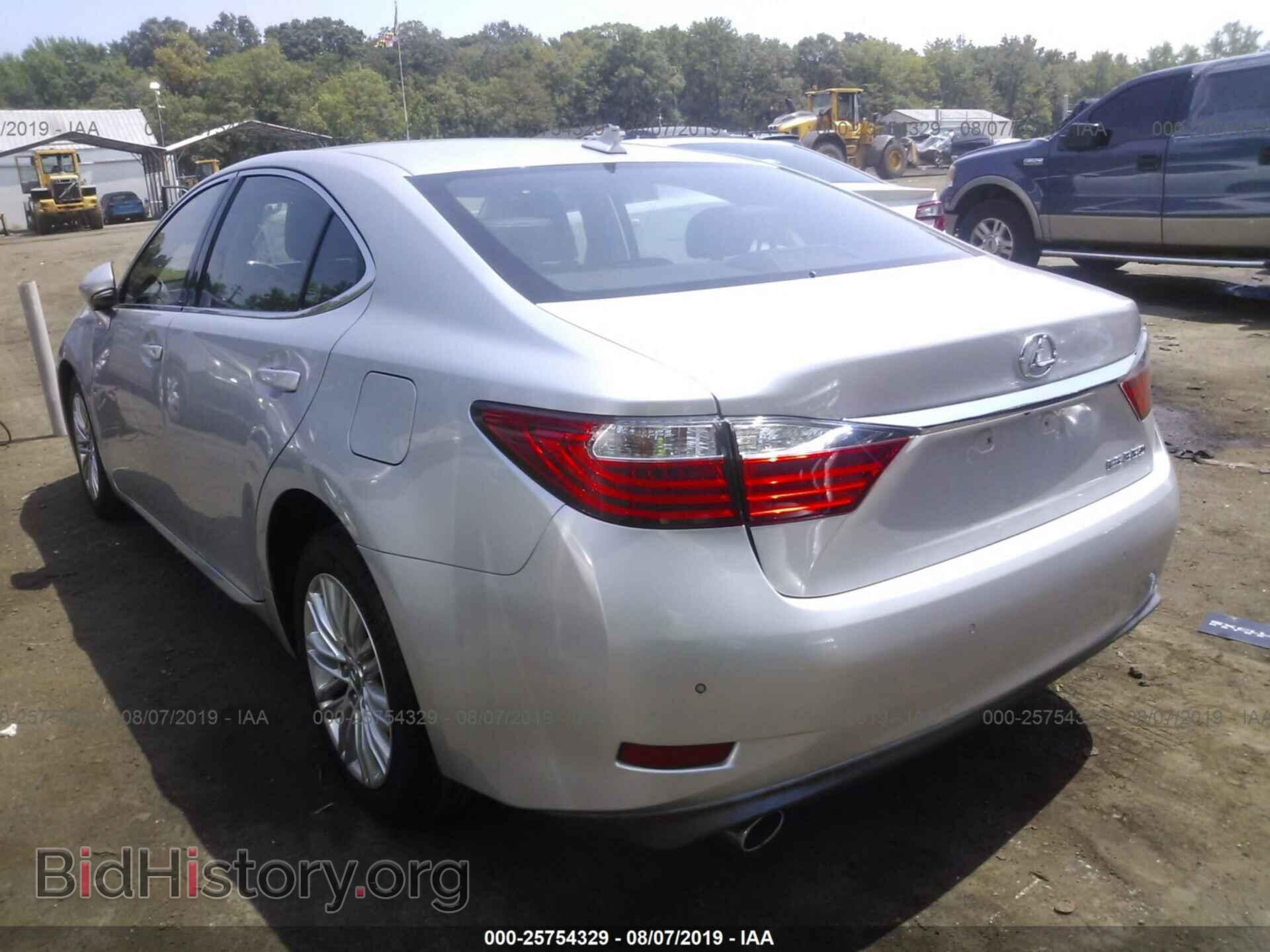 2014 LEXUS ES - VIN: JTHBK1GG3E2132465 - Фото 3