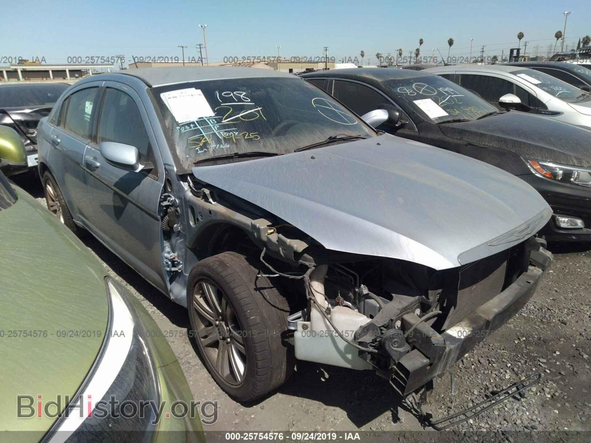 Photo 1C3CCBAB1DN647844 - CHRYSLER 200 2013