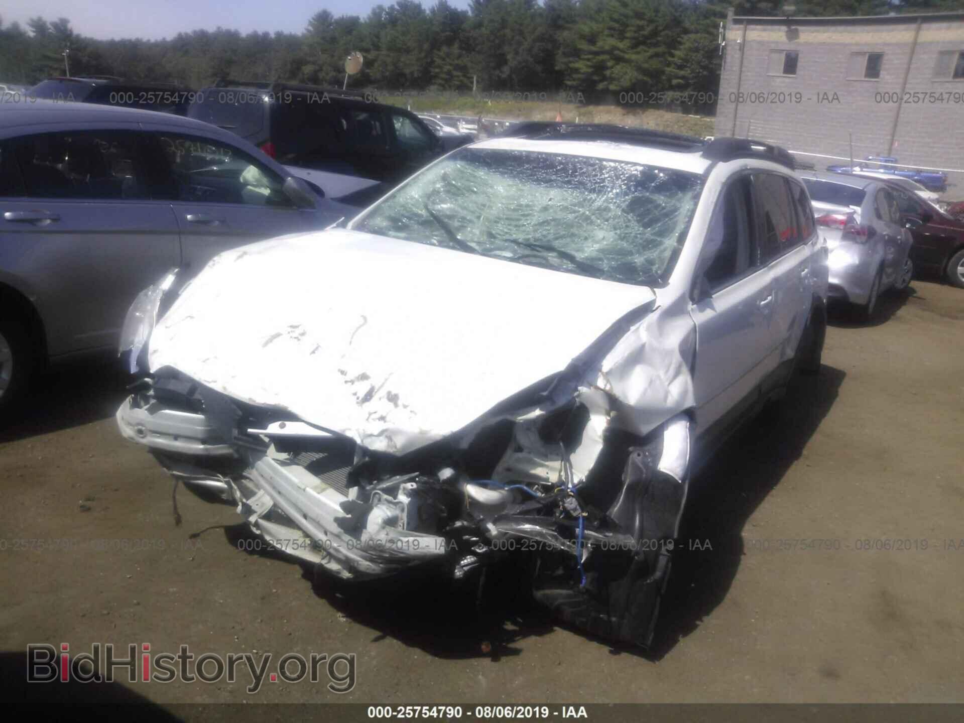 2014 SUBARU OUTBACK - VIN: 4S4BRDMC7E2264480 - Фото 2