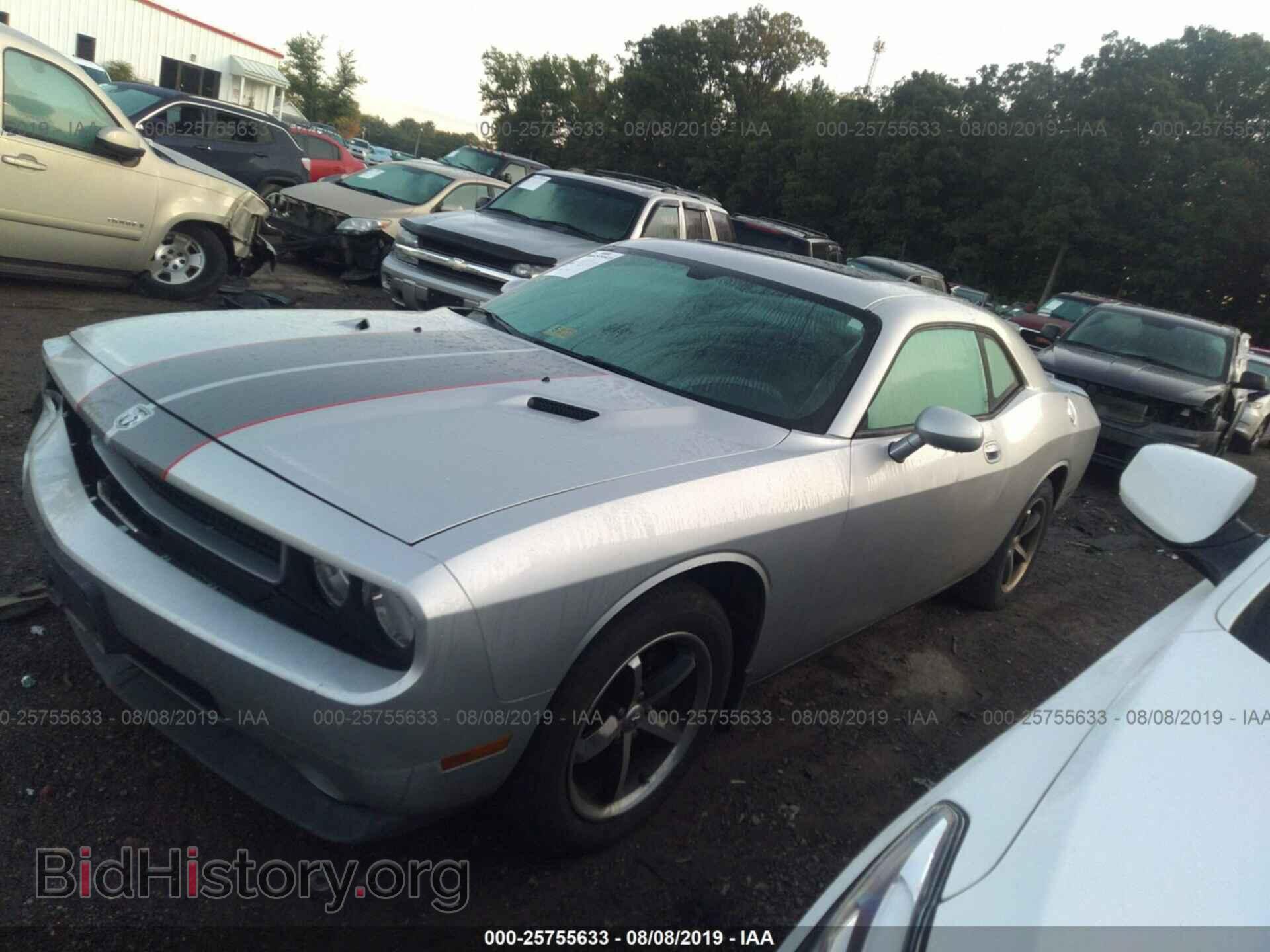 2010 DODGE CHALLENGER - VIN: 2B3CJ4DV3AH102849 - Photo 2
