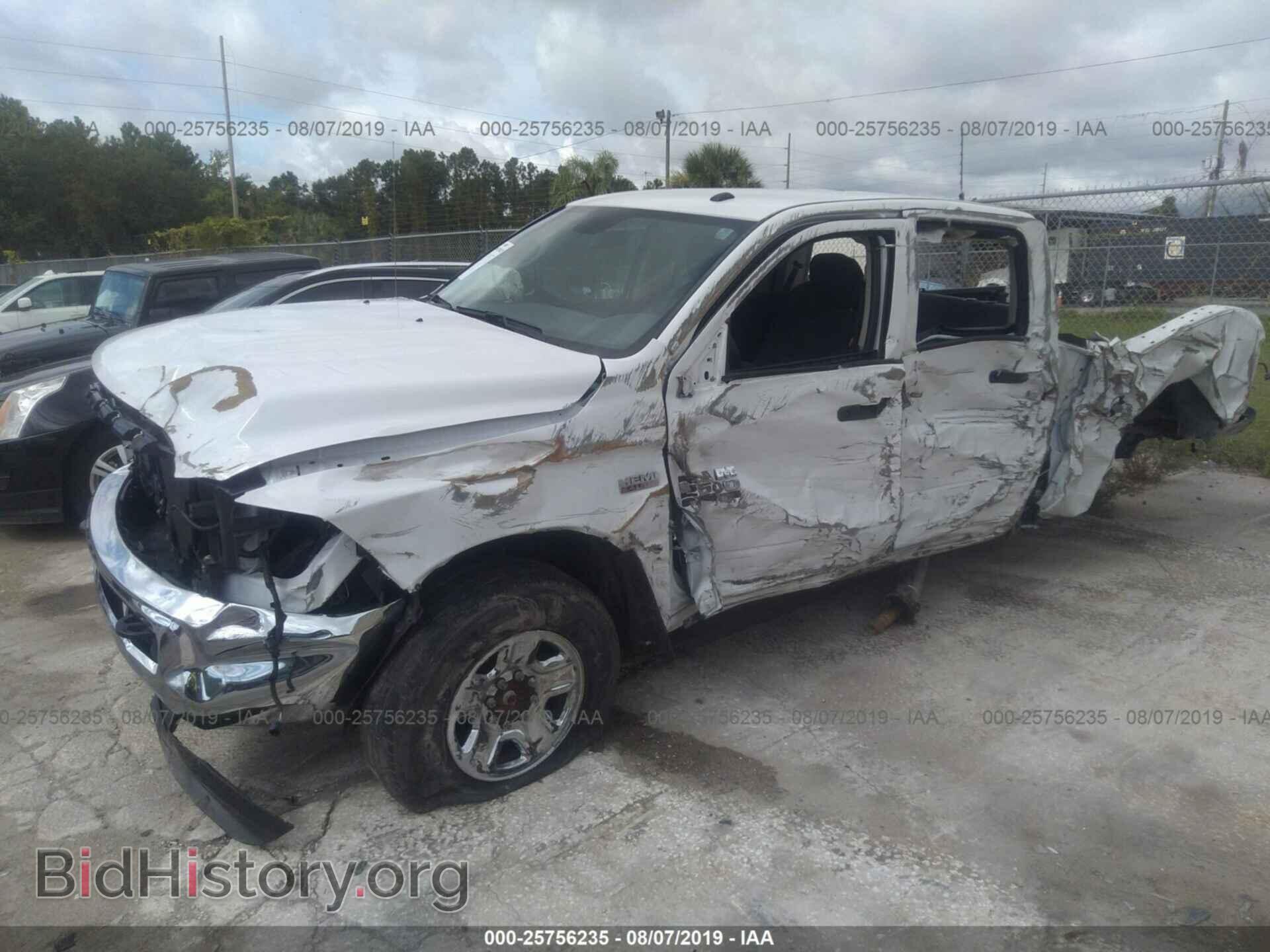 2017 RAM 2500 - VIN: 3C6UR5CJ5HG667606 - Фото 2