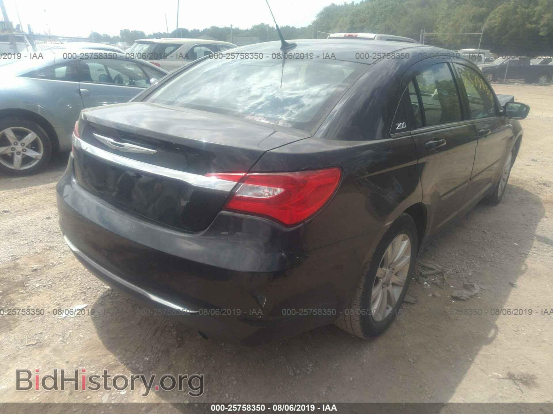 2011 CHRYSLER 200 - VIN: 1C3BC1FB5BN500535 - Photo 4