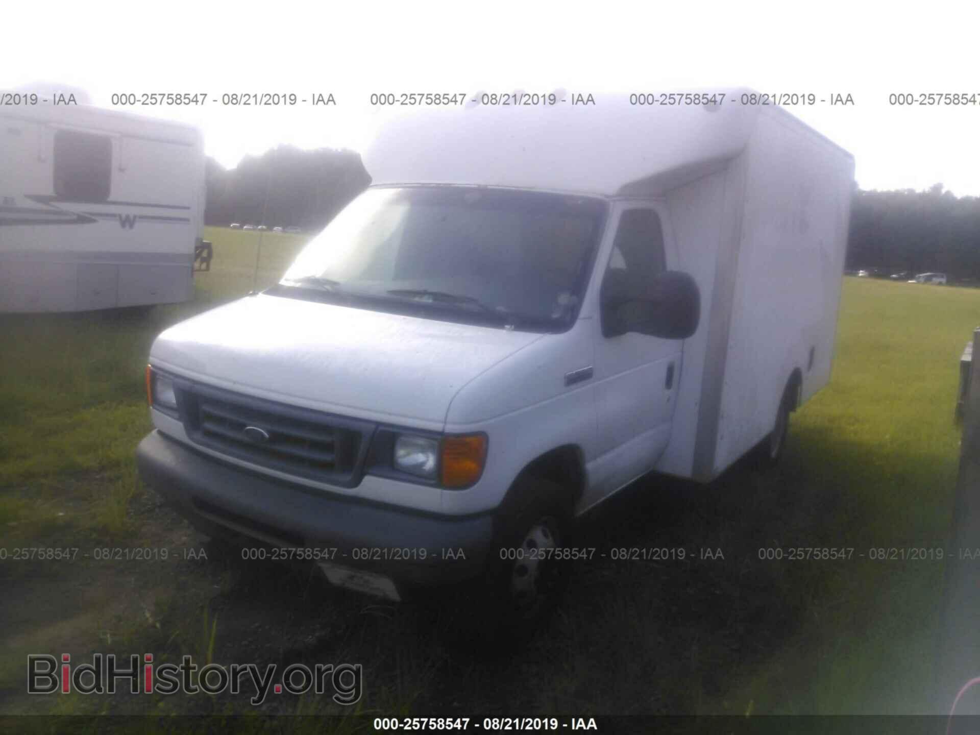 2007 FORD ECONOLINE - VIN: 1FDWE35L67DA32241 - Фото 2