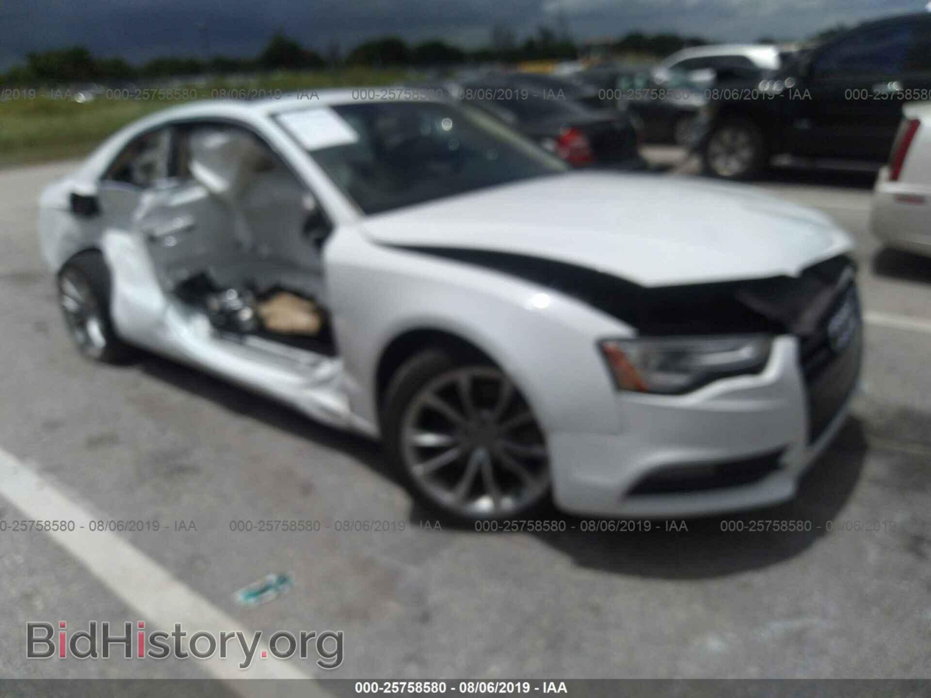 Фотография WAUGFAFR3DA012827 - AUDI A5 2013