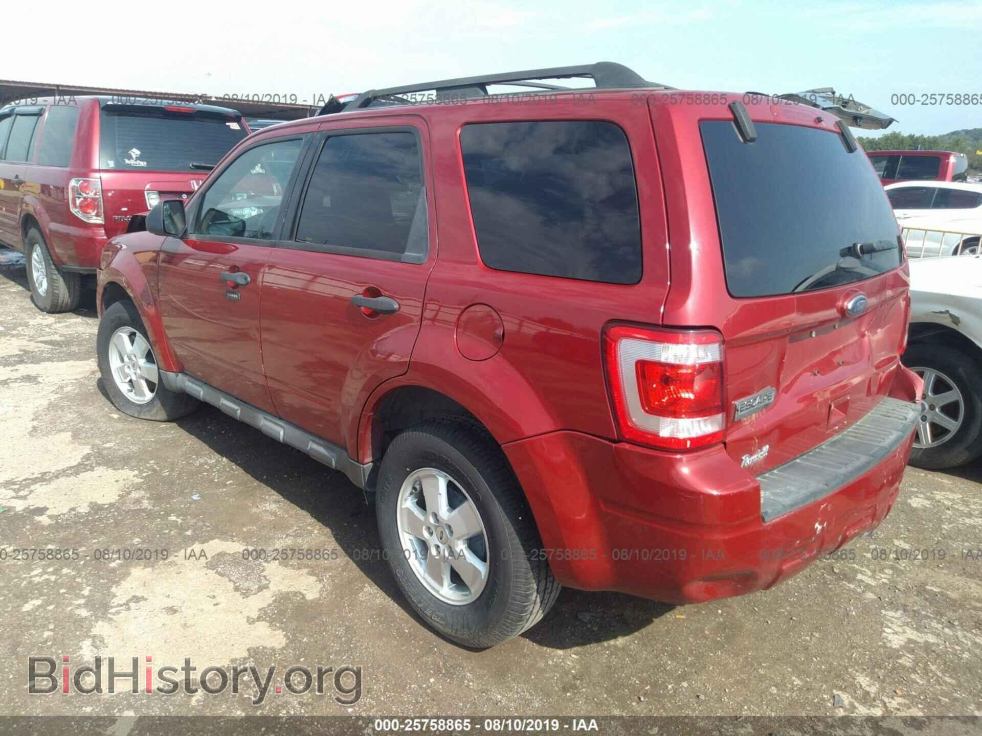 2011 FORD ESCAPE - VIN: 1FMCU0D75BKB19383 - Photo 3