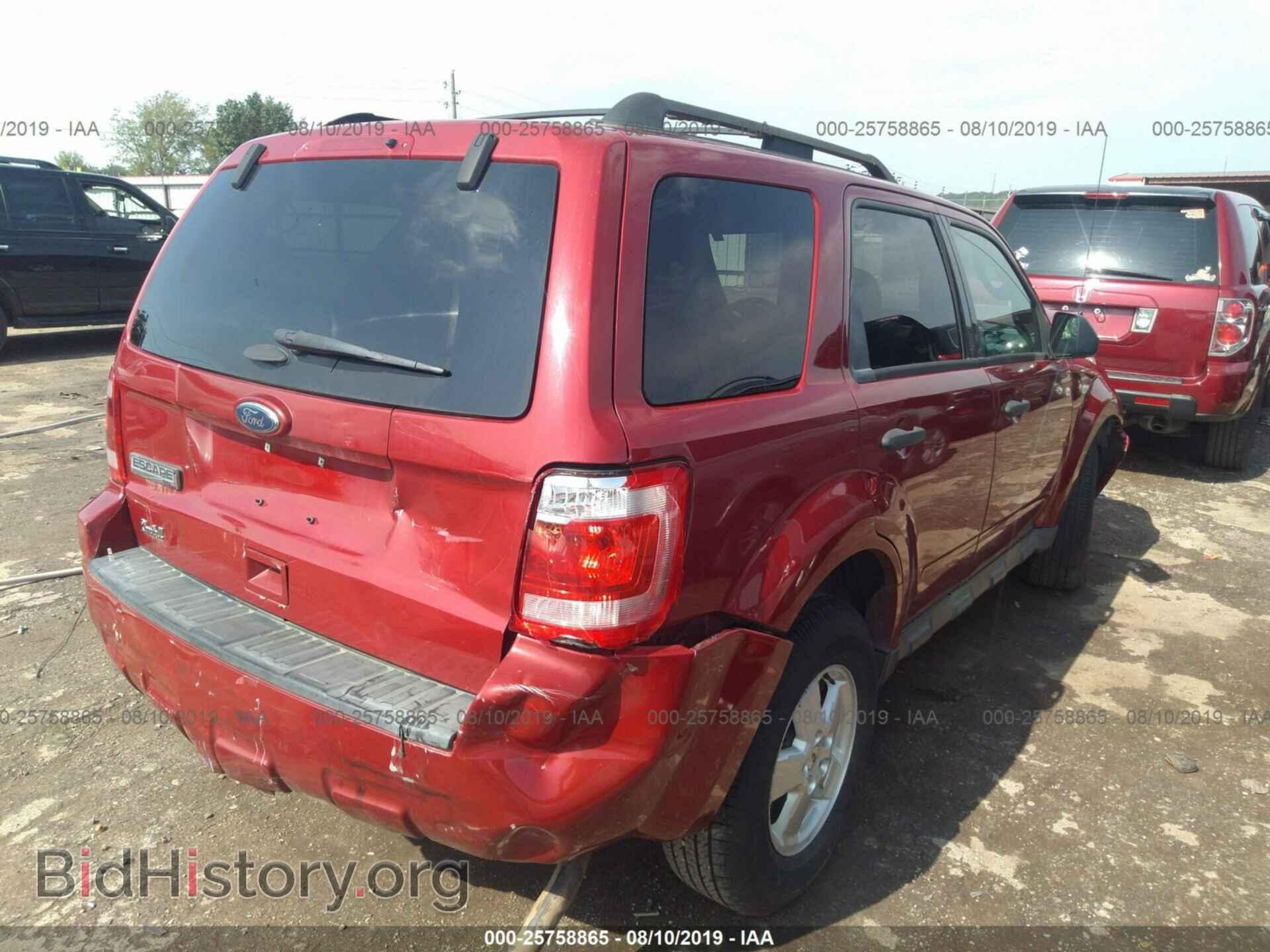 2011 FORD ESCAPE - VIN: 1FMCU0D75BKB19383 - Photo 4