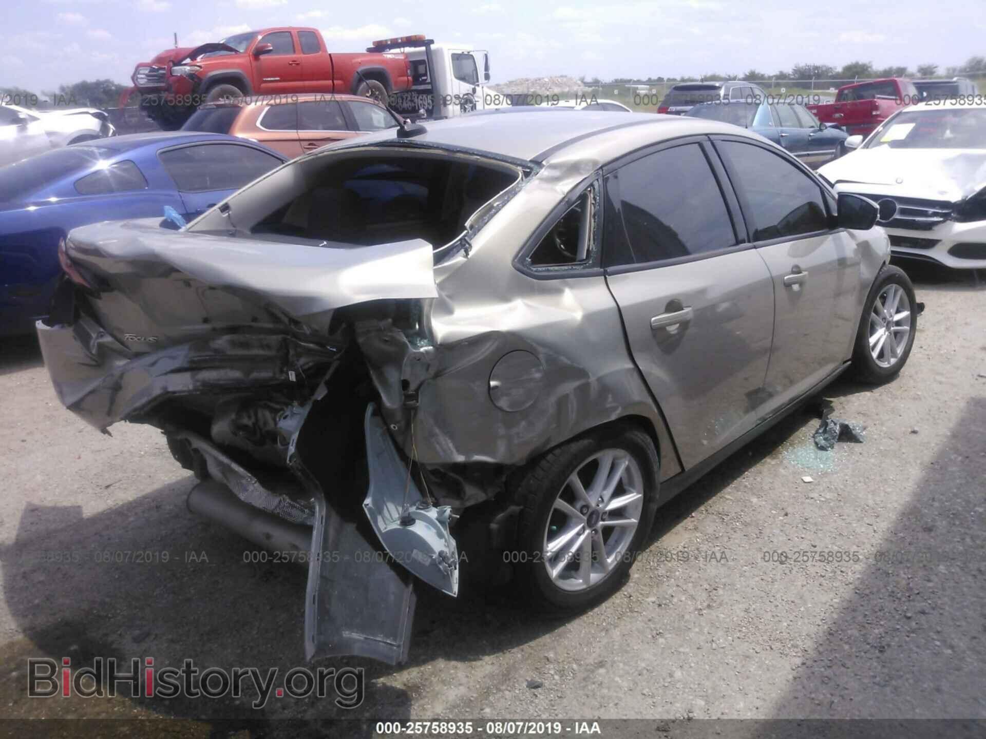 2016 FORD FOCUS - VIN: 1FADP3F24GL364198 - Photo 4