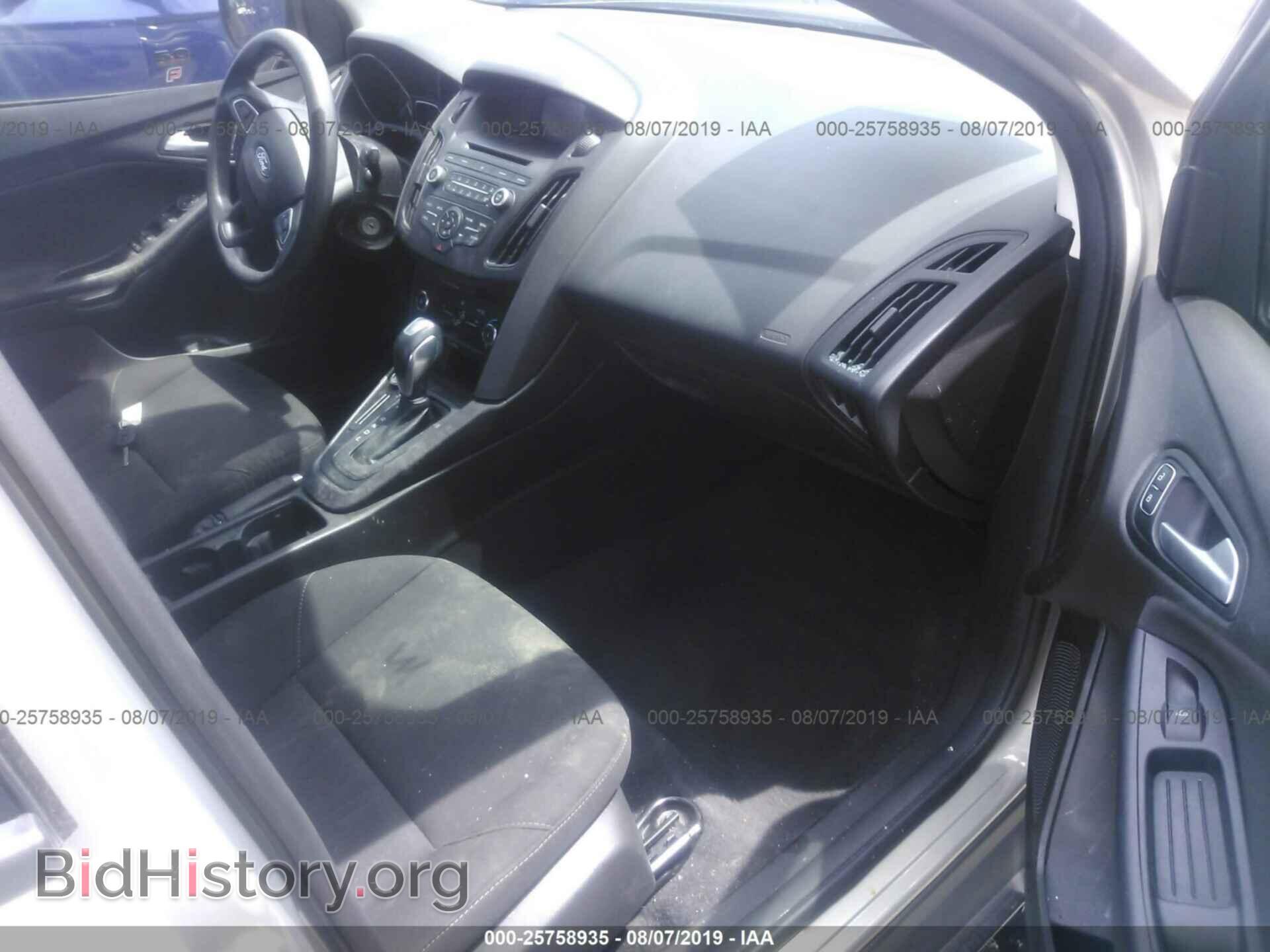 2016 FORD FOCUS - VIN: 1FADP3F24GL364198 - Photo 5