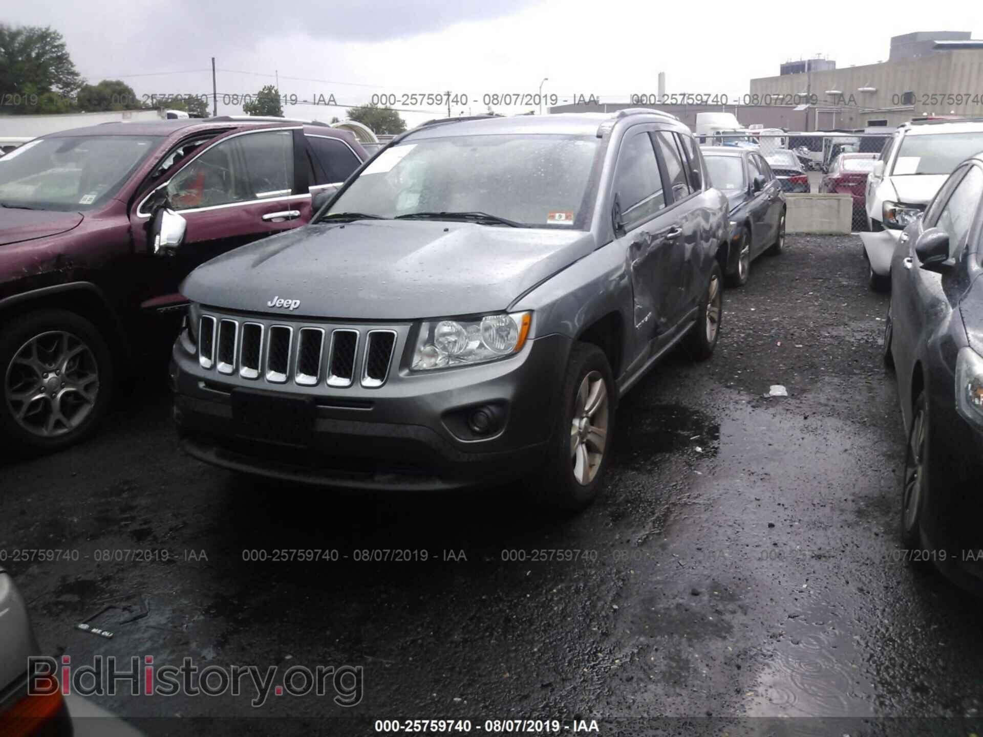 2011 JEEP COMPASS - VIN: 1J4NF1FB6BD277180 - Photo 2