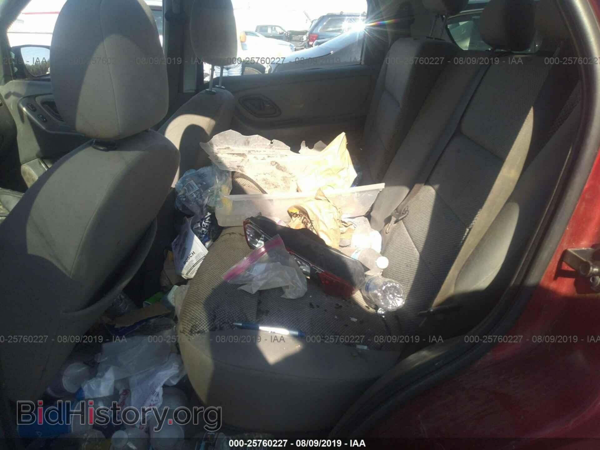 2005 FORD ESCAPE - VIN: 1FMYU93135KA42413 - Фото 8