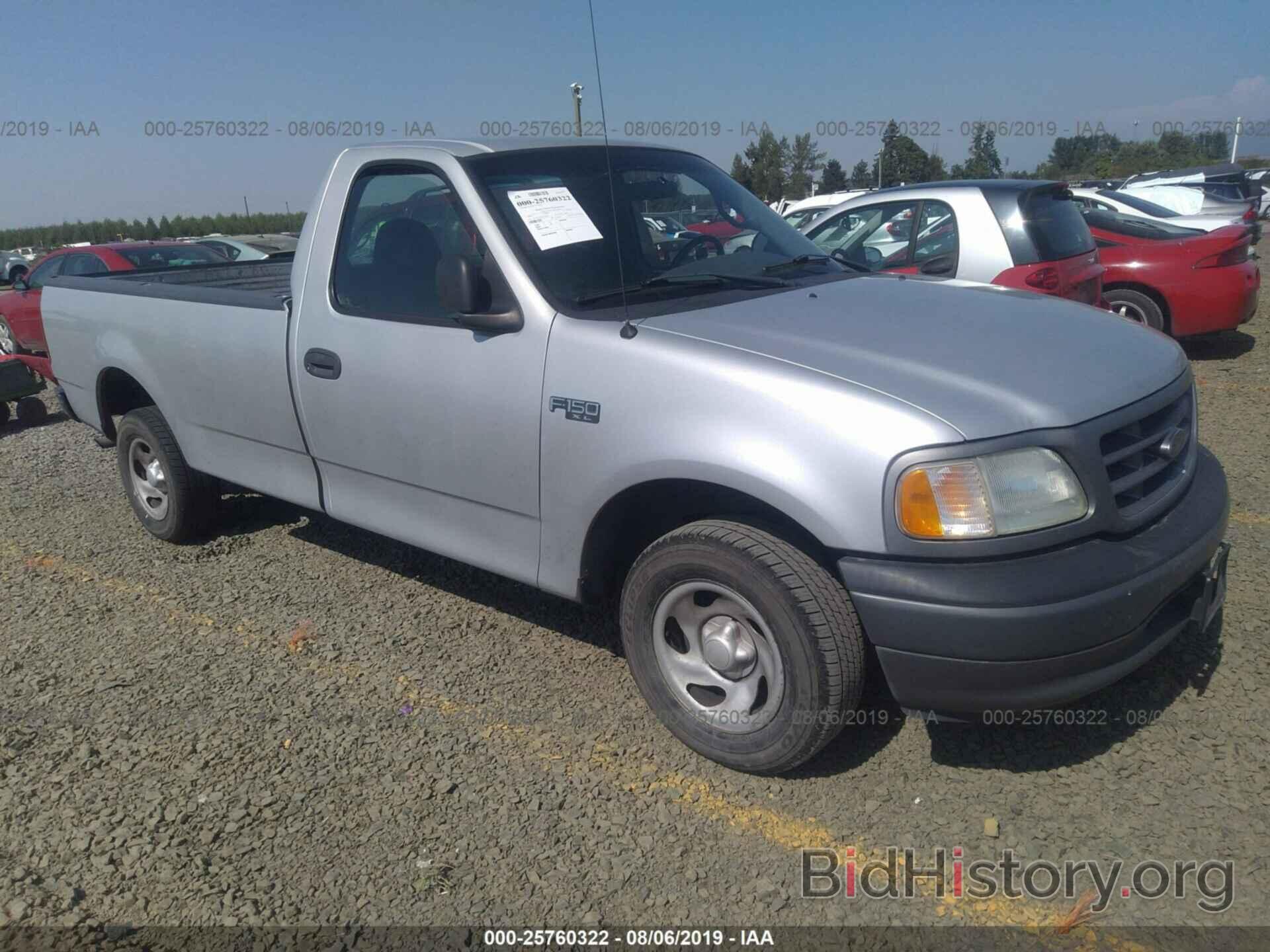 Photo 2FTRF17252CA38421 - FORD F150 2002