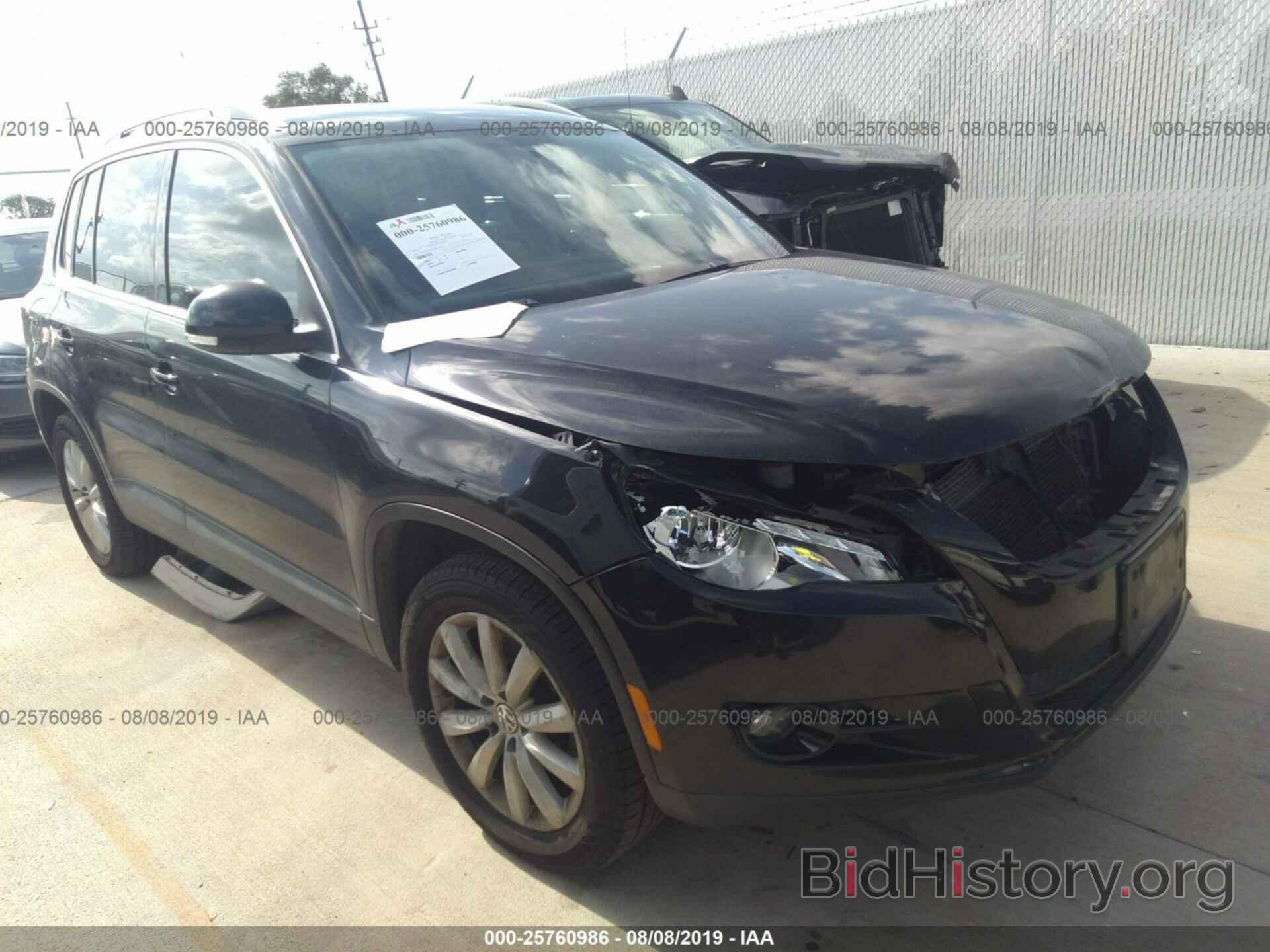 Photo WVGAV7AX3BW520733 - VOLKSWAGEN TIGUAN 2011