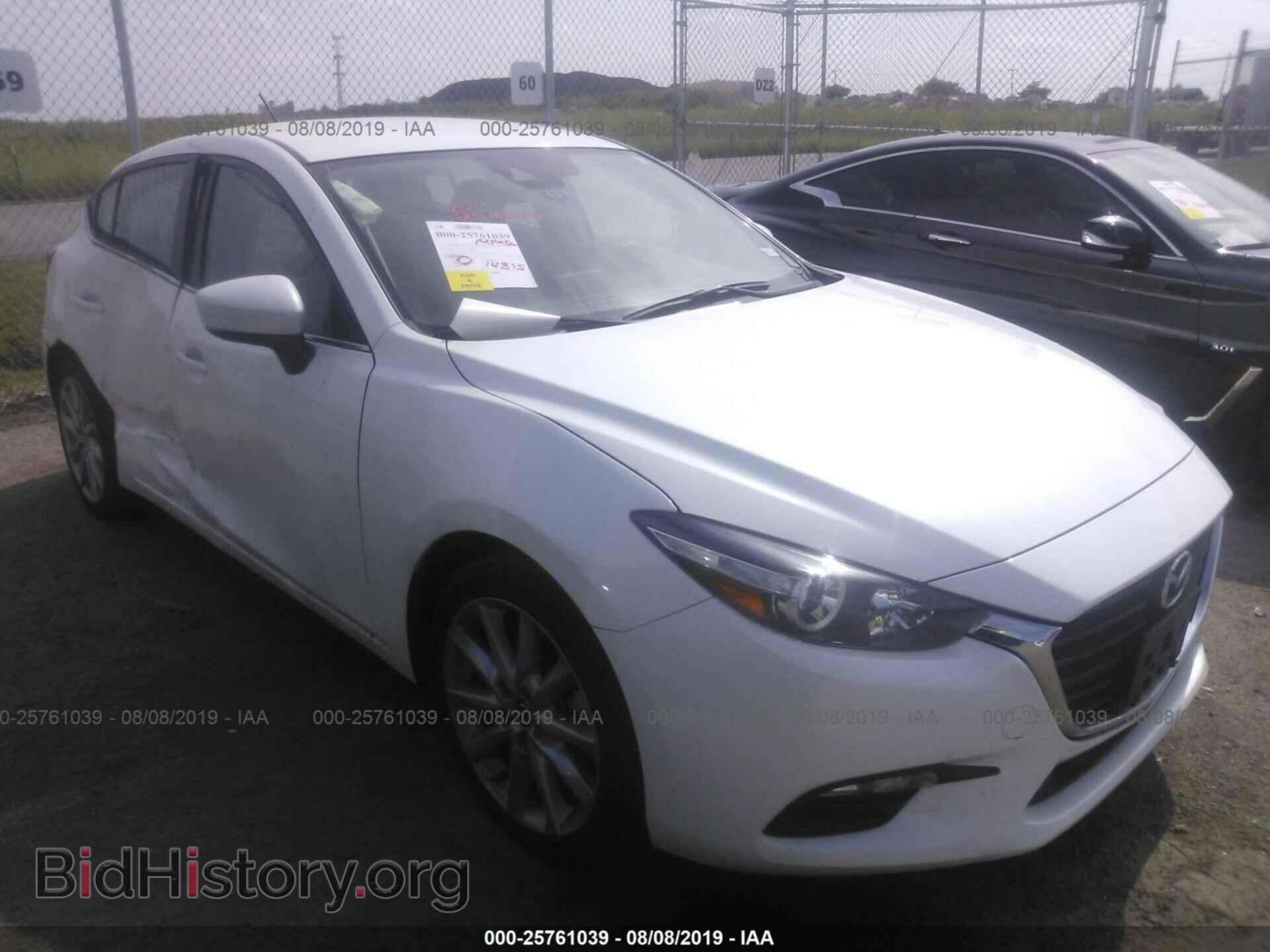 Фотография 3MZBN1L79HM121883 - MAZDA 3 2017