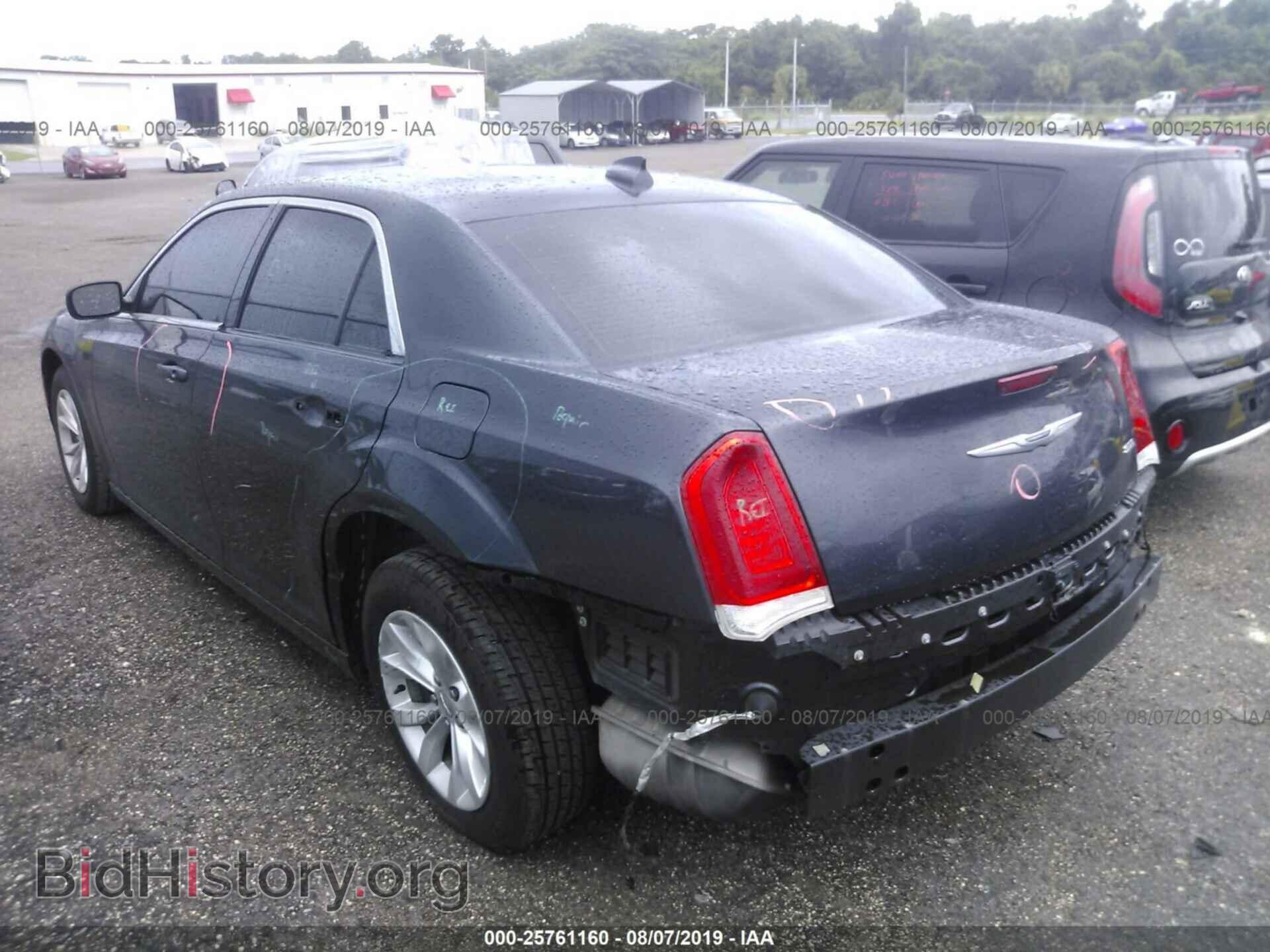2015 CHRYSLER 300 - VIN: 2C3CCAAG5FH930118 - Фото 3