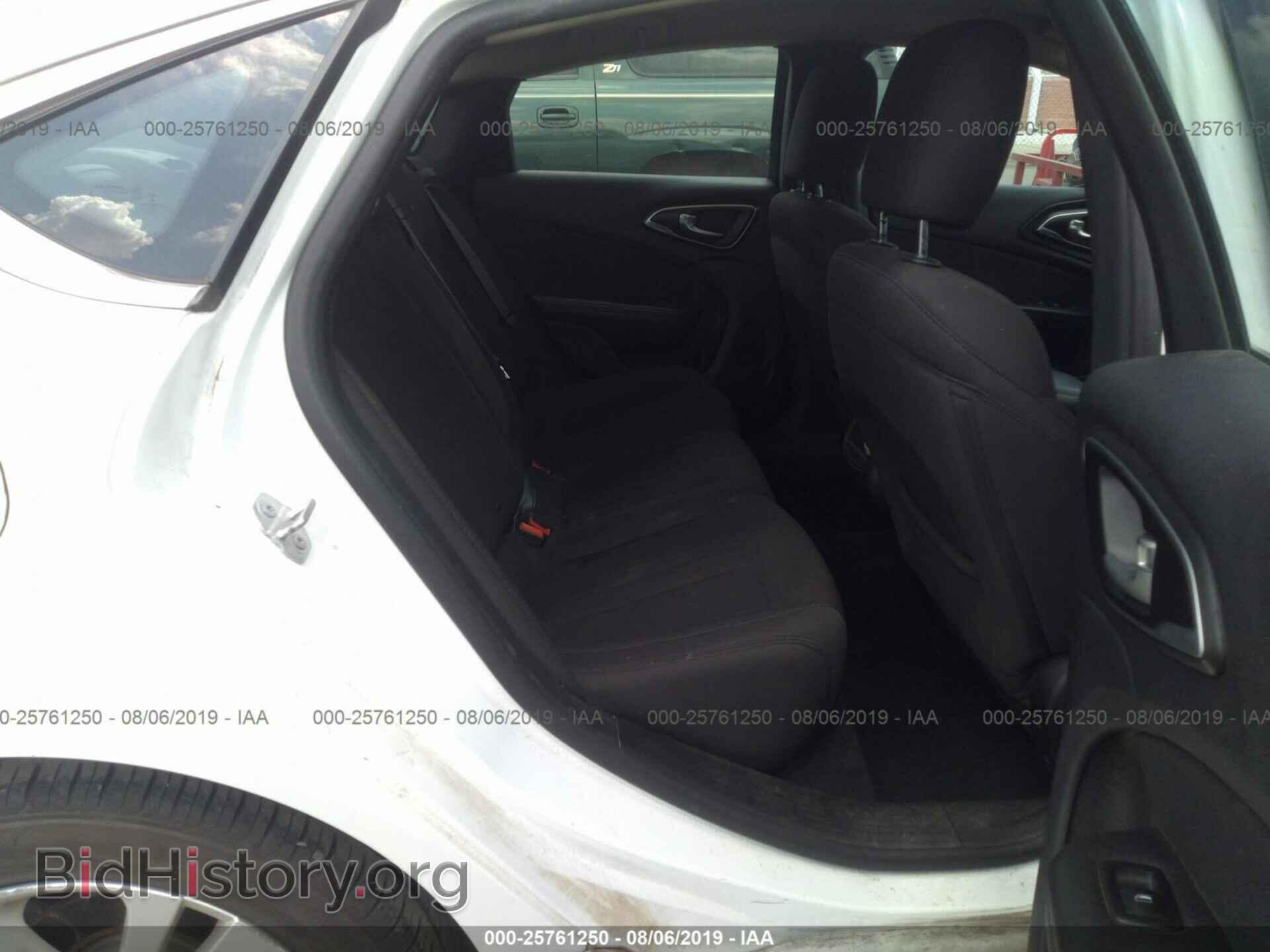 2016 CHRYSLER 200 - VIN: 1C3CCCAB9GN132147 - Photo 8