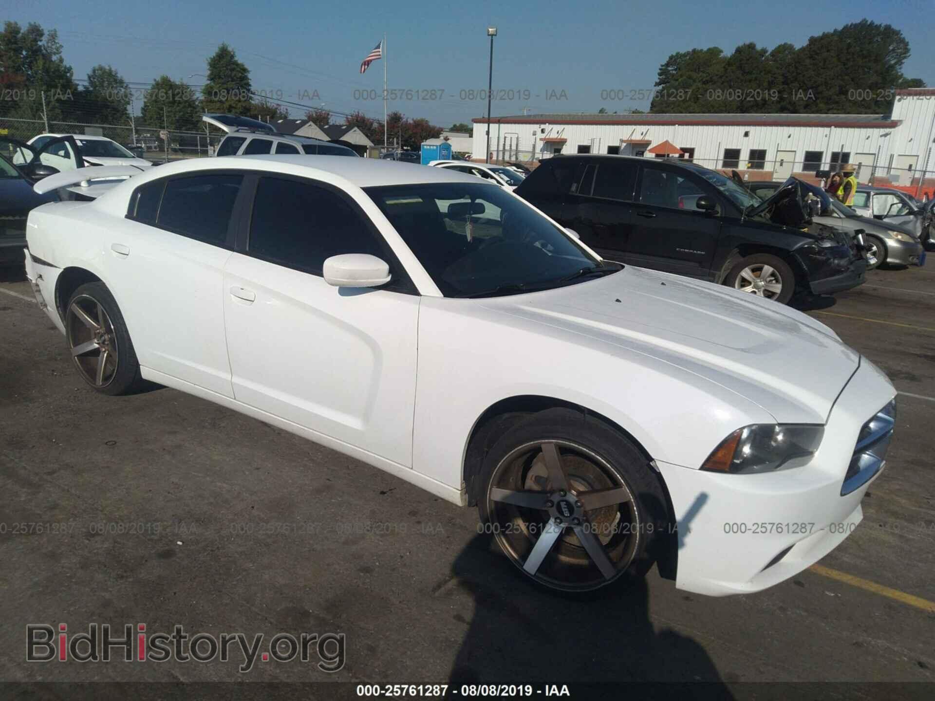Фотография 2B3CL3CG4BH586667 - DODGE CHARGER 2011