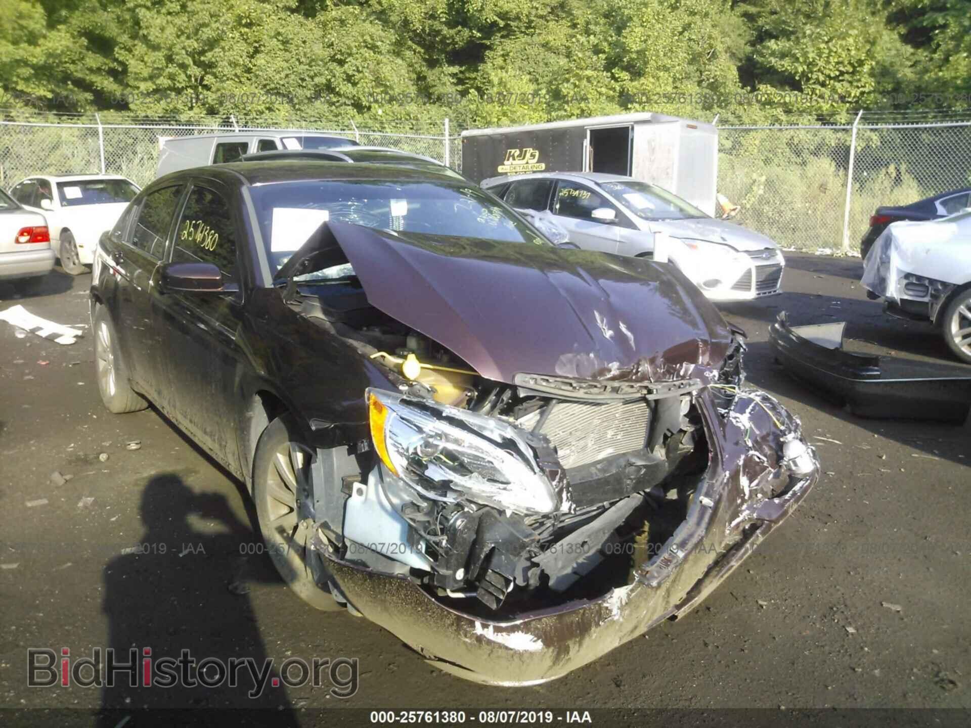 Photo 1C3CCBBG3DN635348 - CHRYSLER 200 2013