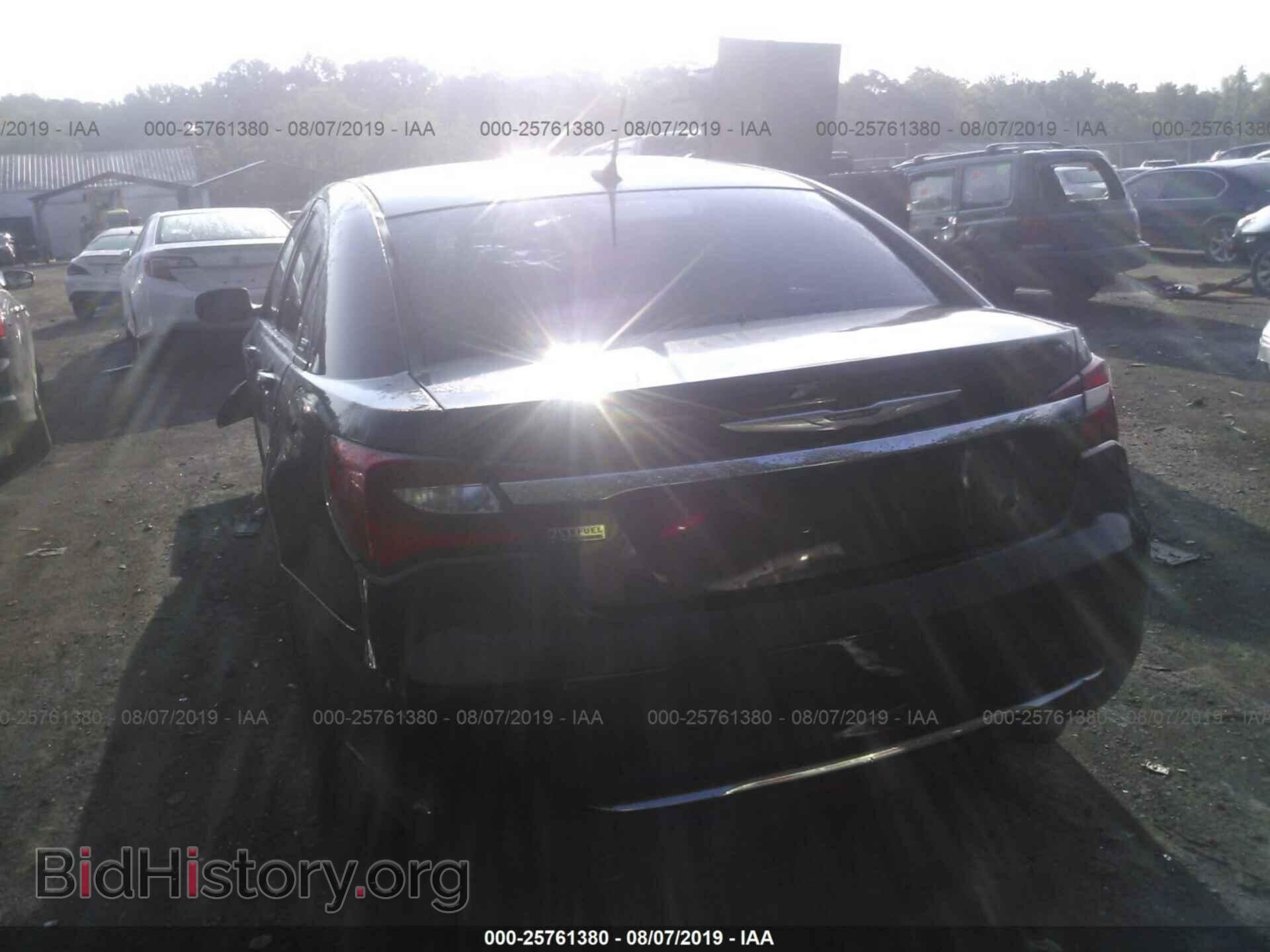 2013 CHRYSLER 200 - VIN: 1C3CCBBG3DN635348 - Фото 3
