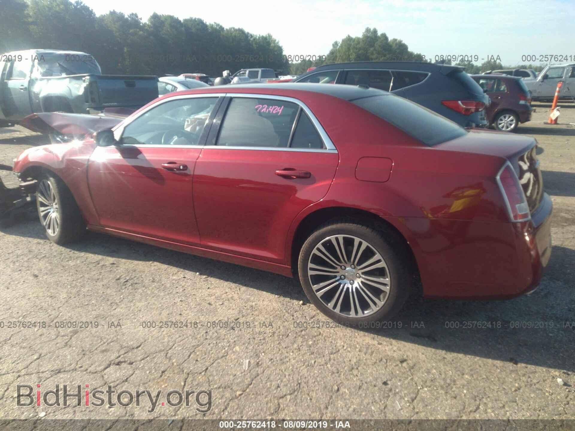 2014 CHRYSLER 300 - VIN: 2C3CCABG2EH183722 - Фото 3