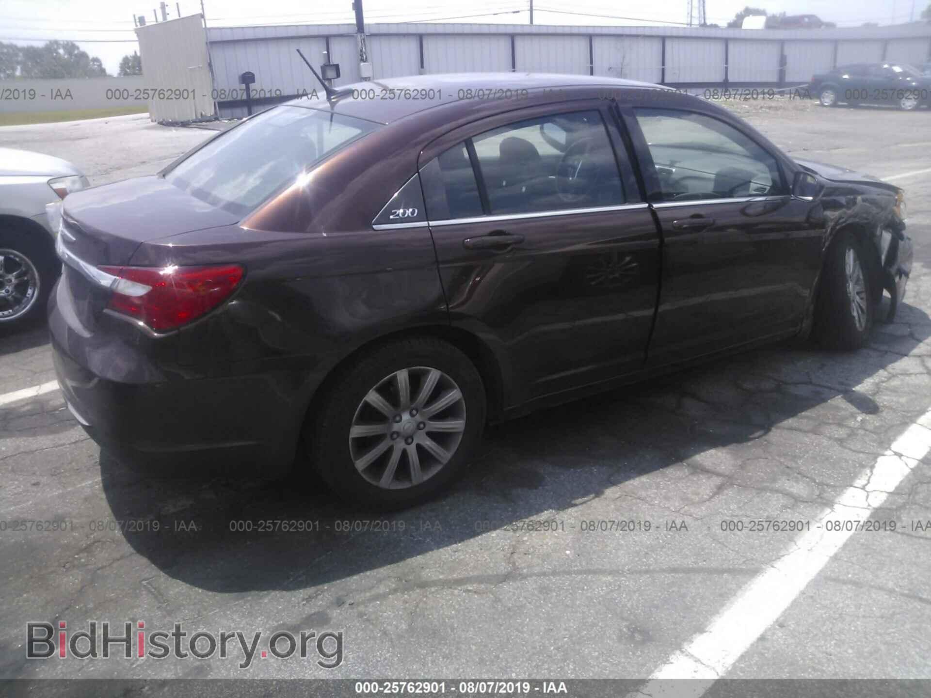 2013 CHRYSLER 200 - VIN: 1C3CCBAB5DN671418 - Photo 4
