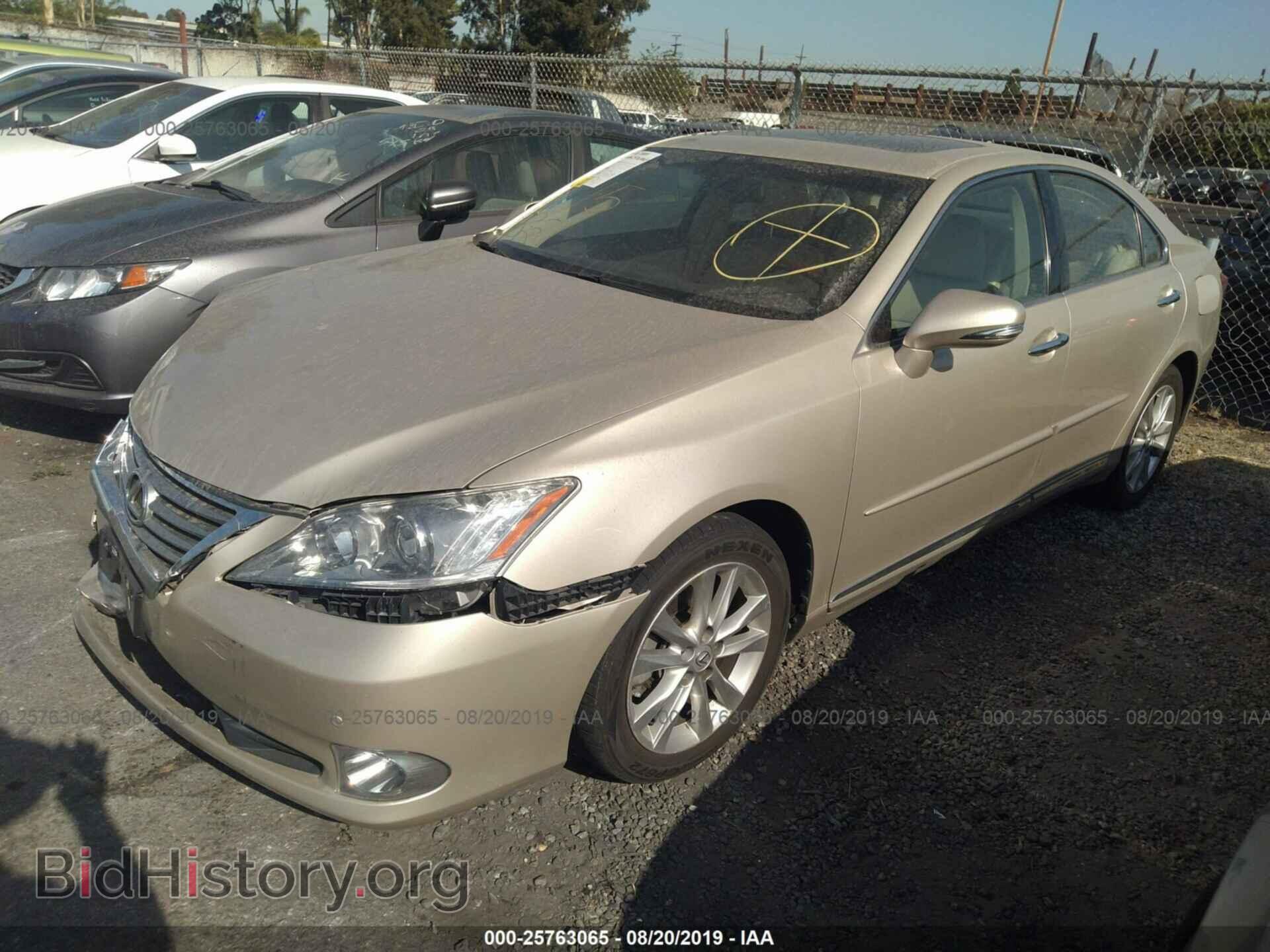 2011 LEXUS ES - VIN: JTHBK1EG7B2427941 - Photo 4