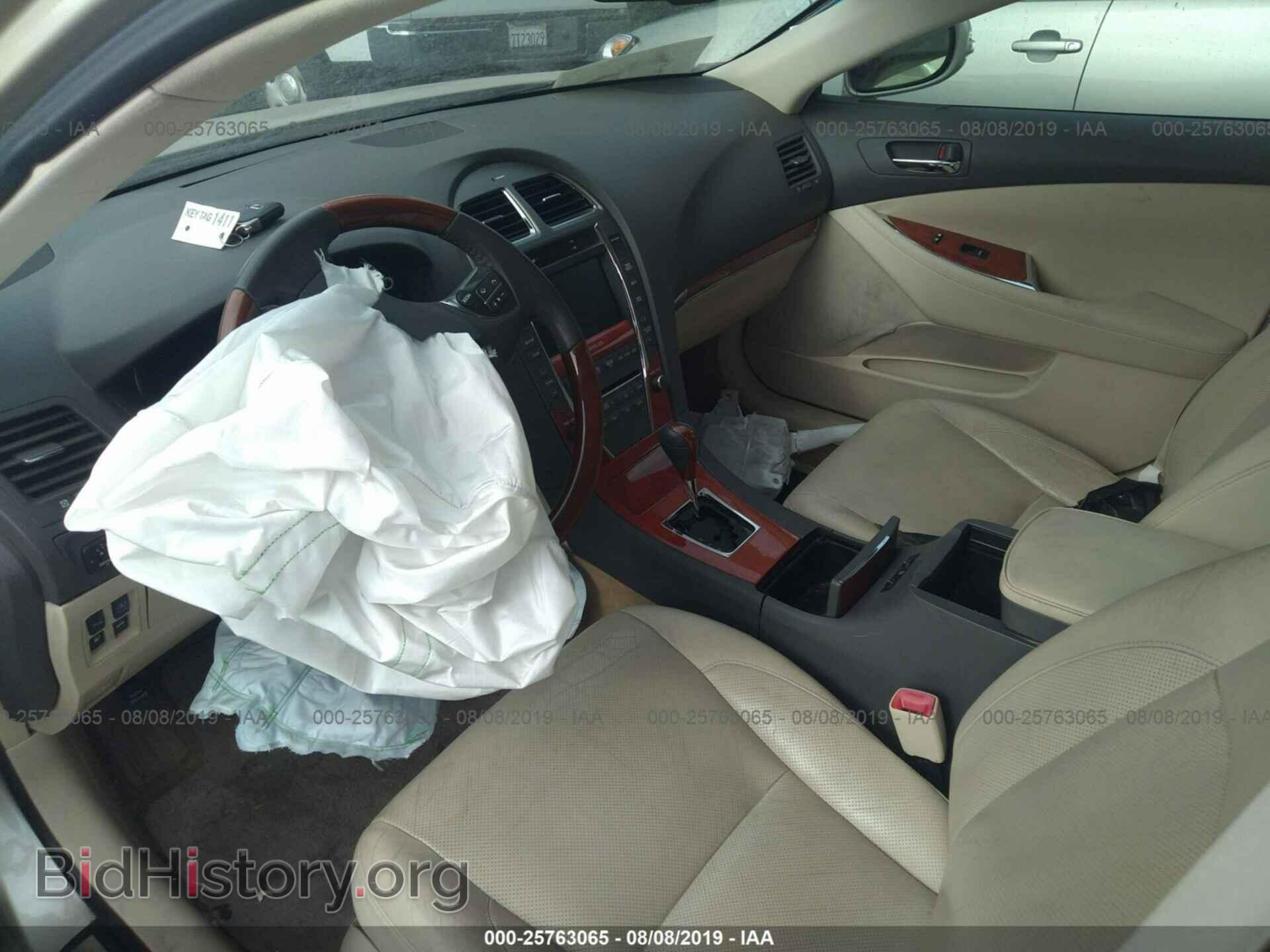 2011 LEXUS ES - VIN: JTHBK1EG7B2427941 - Photo 5