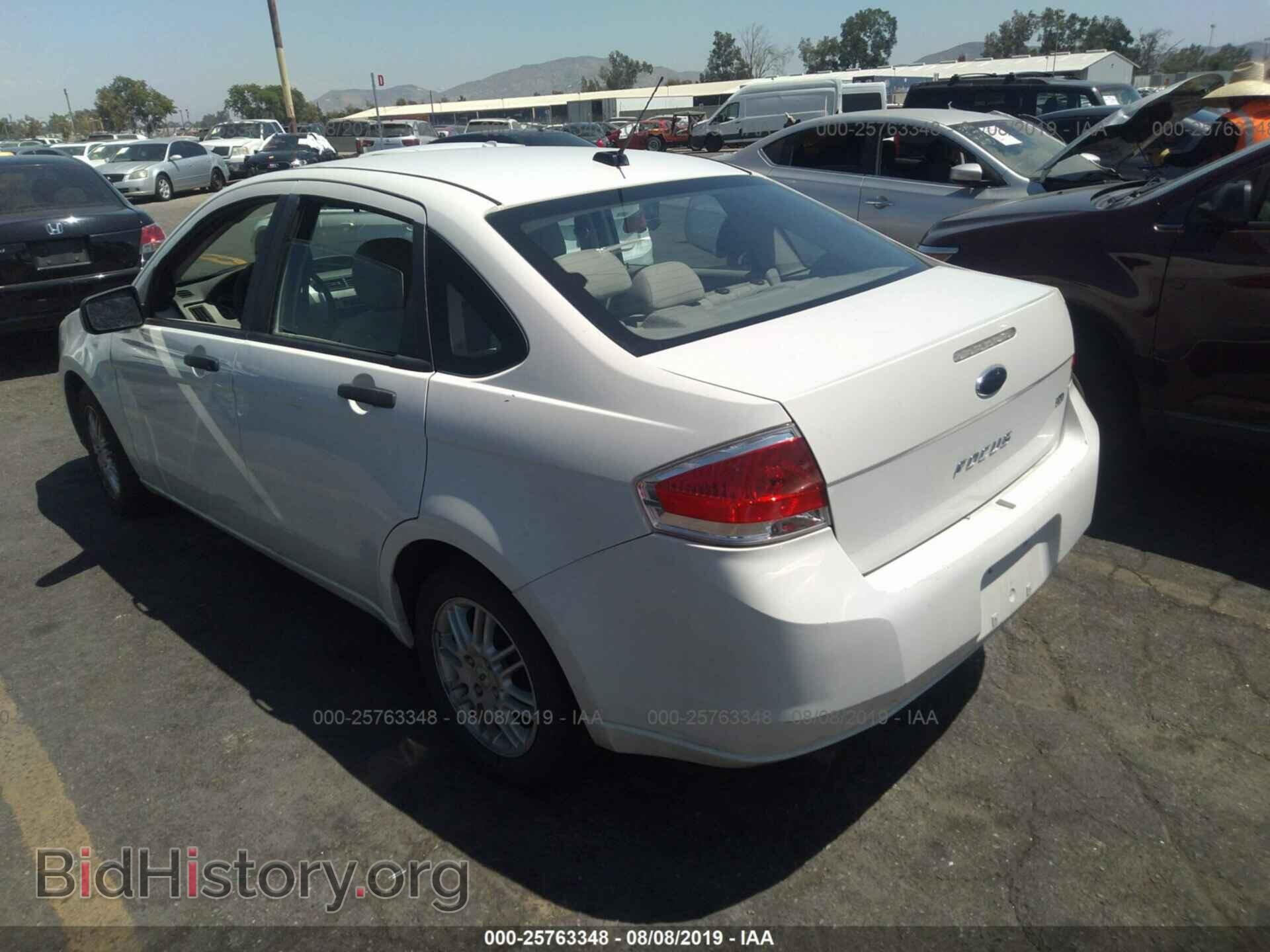 2011 FORD FOCUS - VIN: 1FAHP3FN6BW104226 - Фото 3
