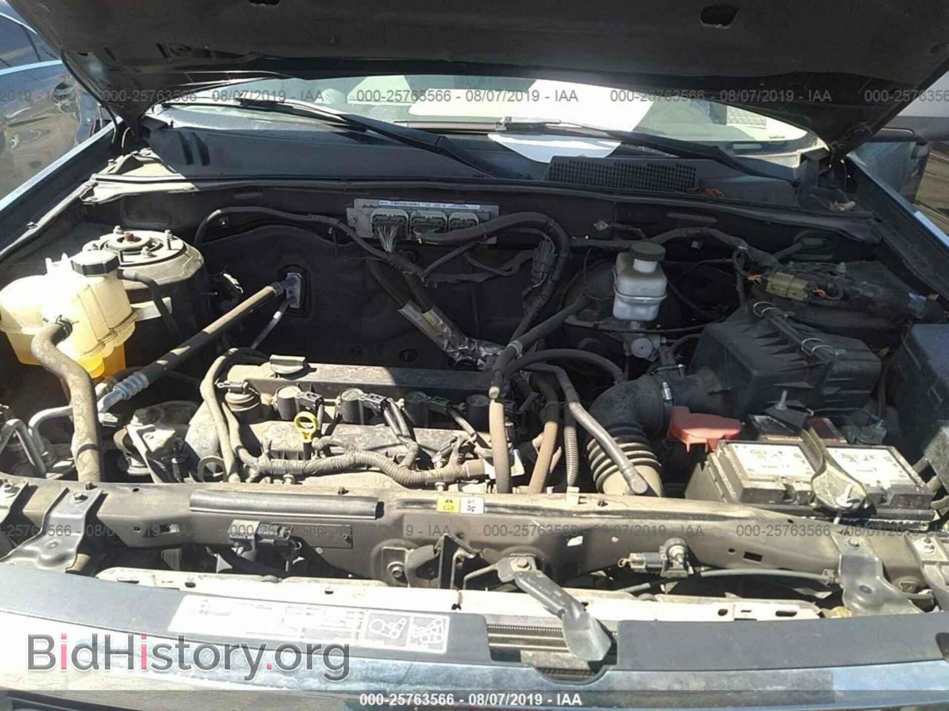2011 FORD ESCAPE - VIN: 1FMCU0D73BKA08329 - Фото 10