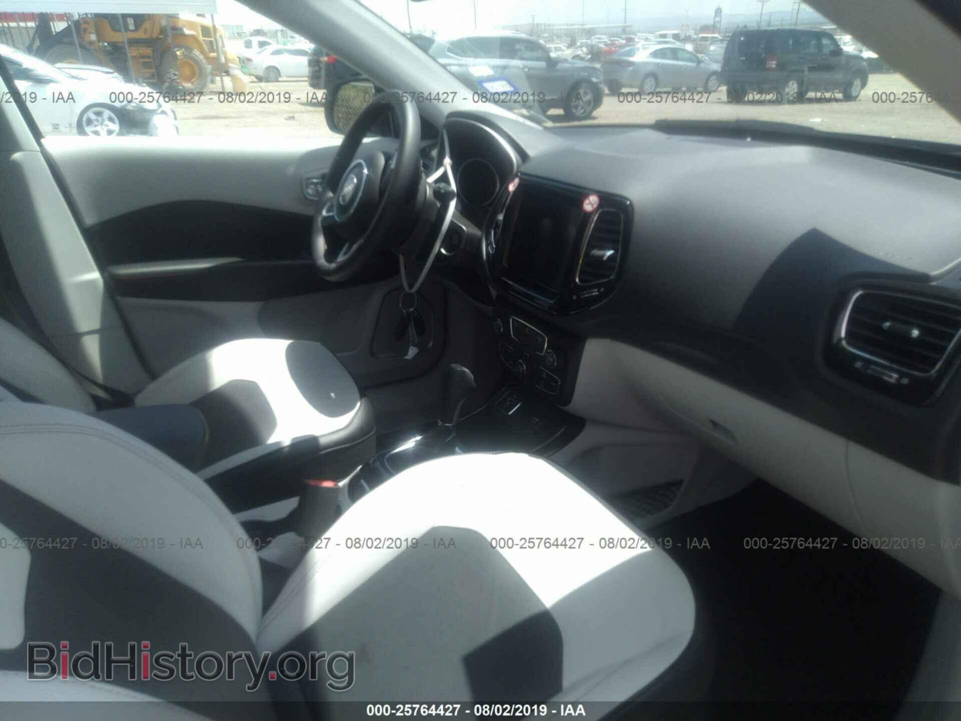 2019 JEEP COMPASS - VIN: 3C4NJCCB9KT802408 - Photo 5