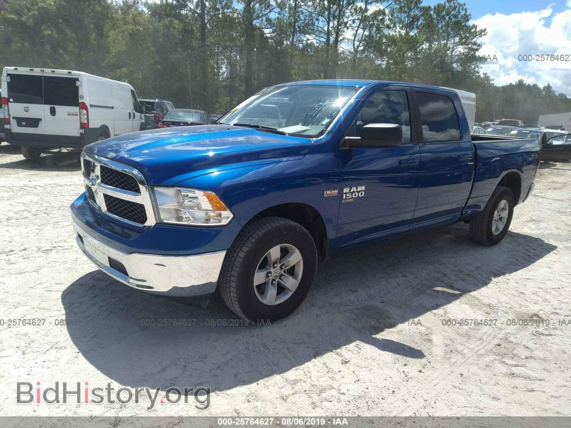 2019 RAM 1500 CLASSIC - VIN: 1C6RR7TT4KS567144 - Фото 2