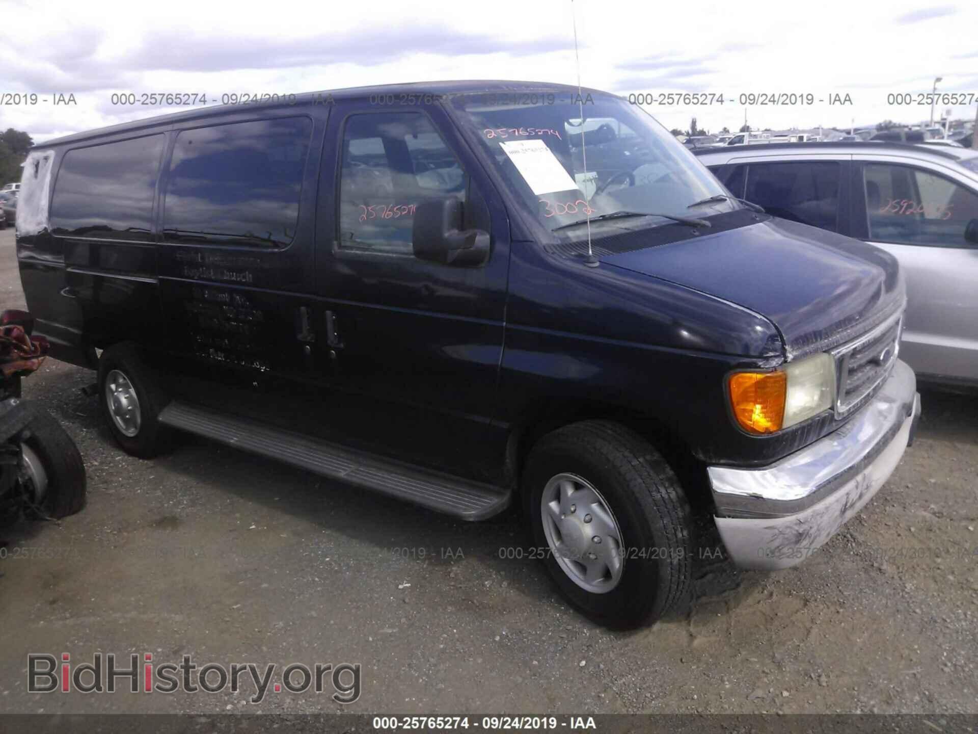 Photo 1FBSS31L63HB91138 - FORD ECONOLINE 2003