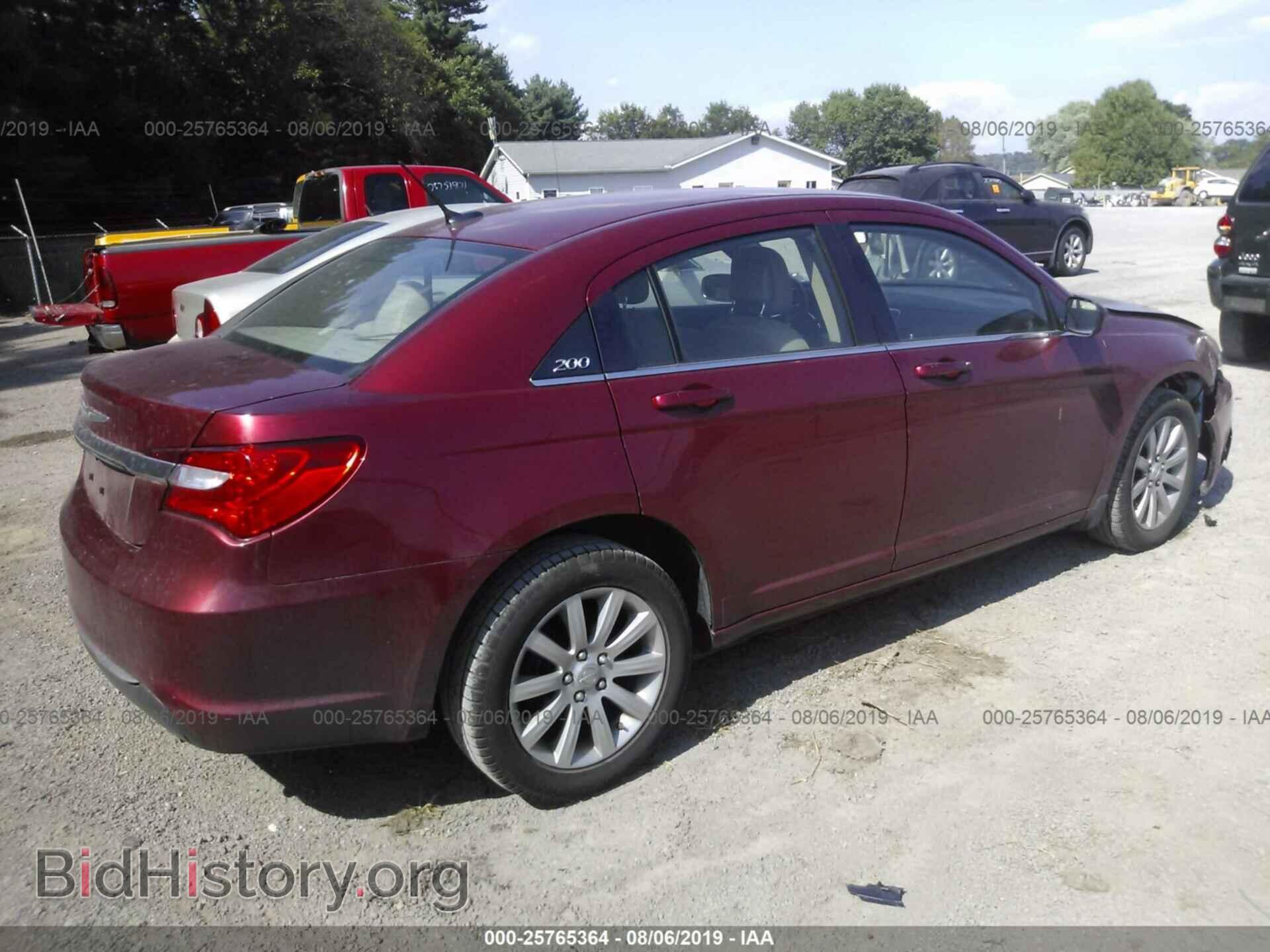 2013 CHRYSLER 200 - VIN: 1C3CCBBB5DN627630 - Фото 4