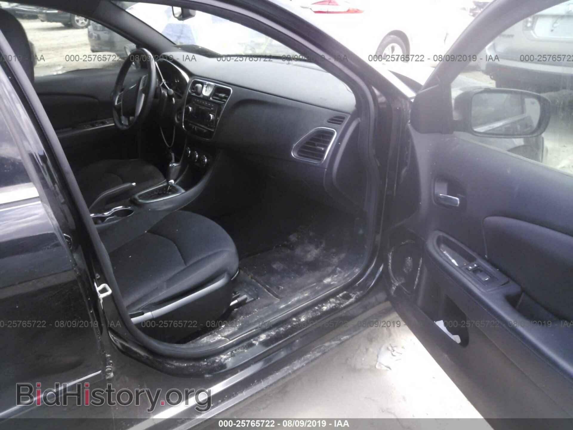 2013 CHRYSLER 200 - VIN: 1C3CCBBB4DN606705 - Фото 5