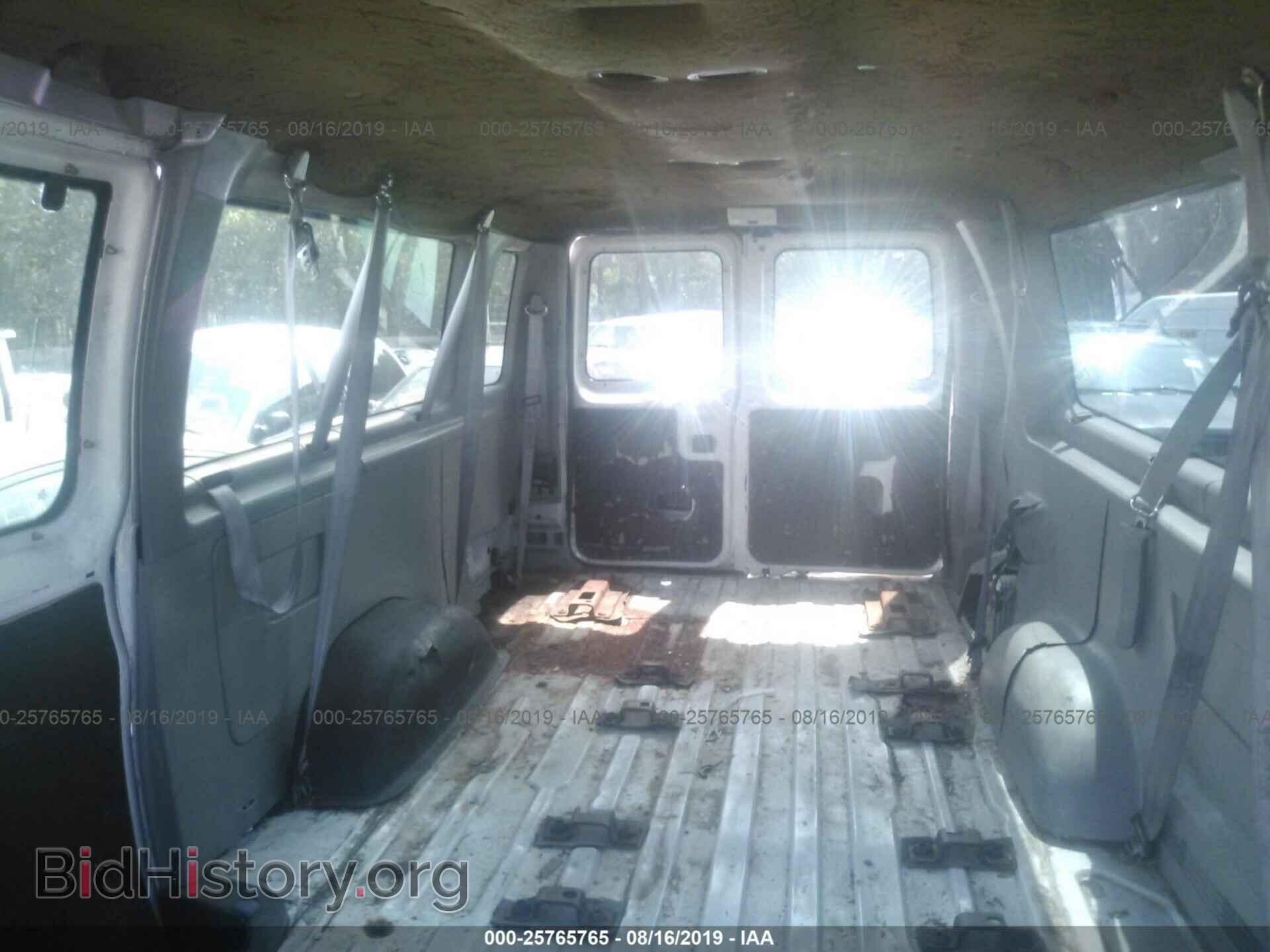 1998 FORD ECONOLINE - VIN: 1FBSS31L8WHA34490 - Фото 8