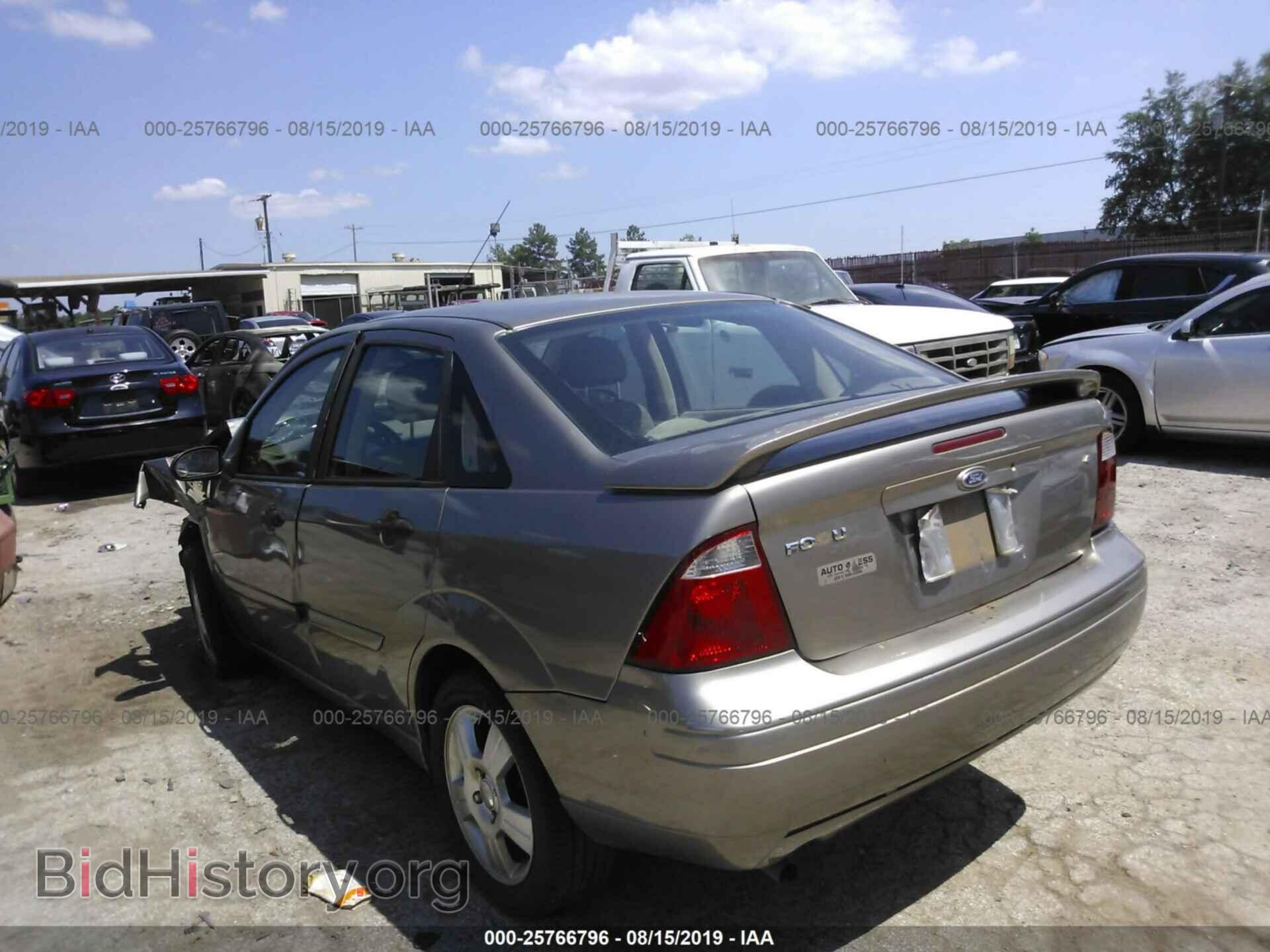 2005 FORD FOCUS - VIN: 1FAFP34N65W156180 - Фото 3